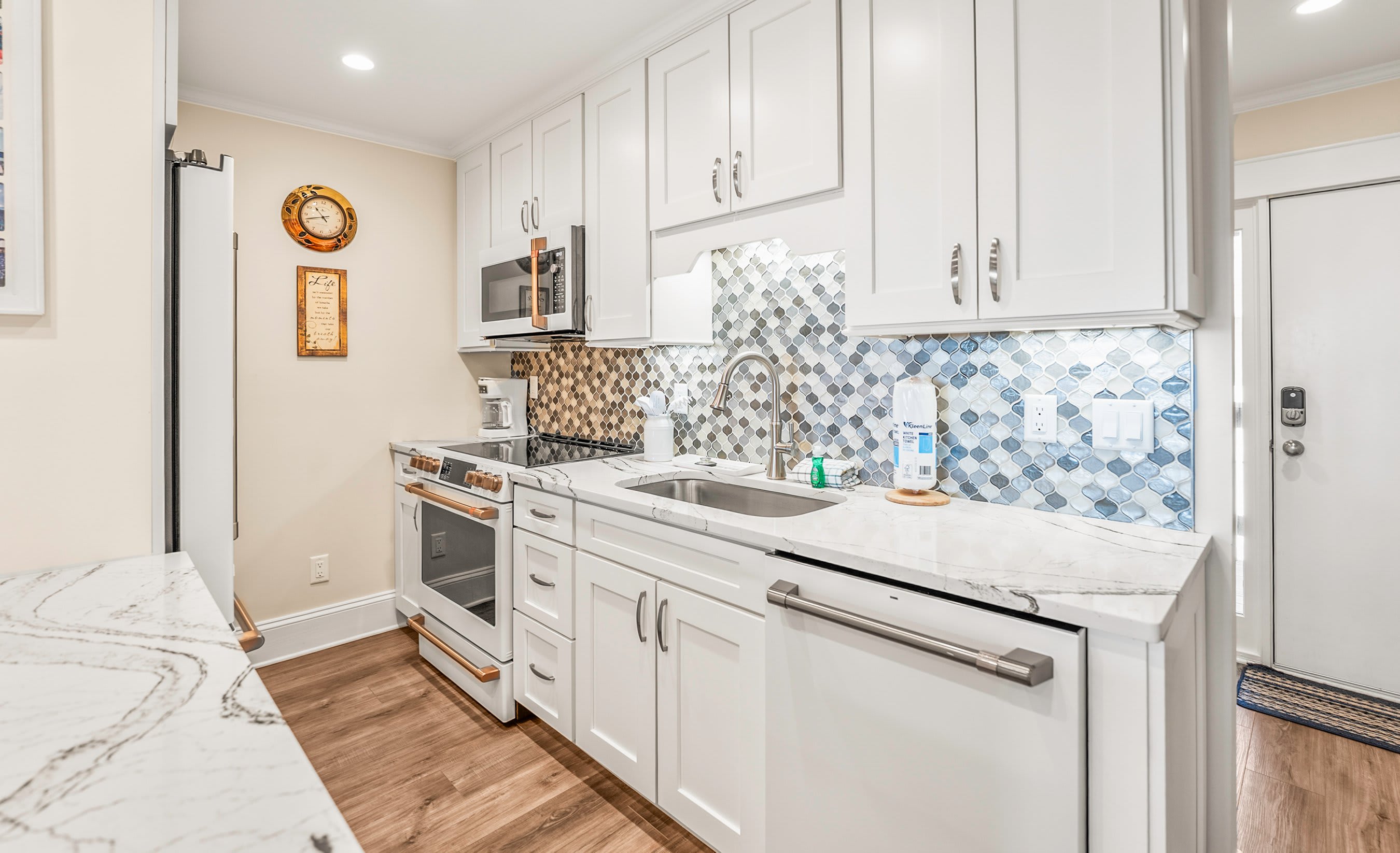 420 Captain John Fripp Villa 2