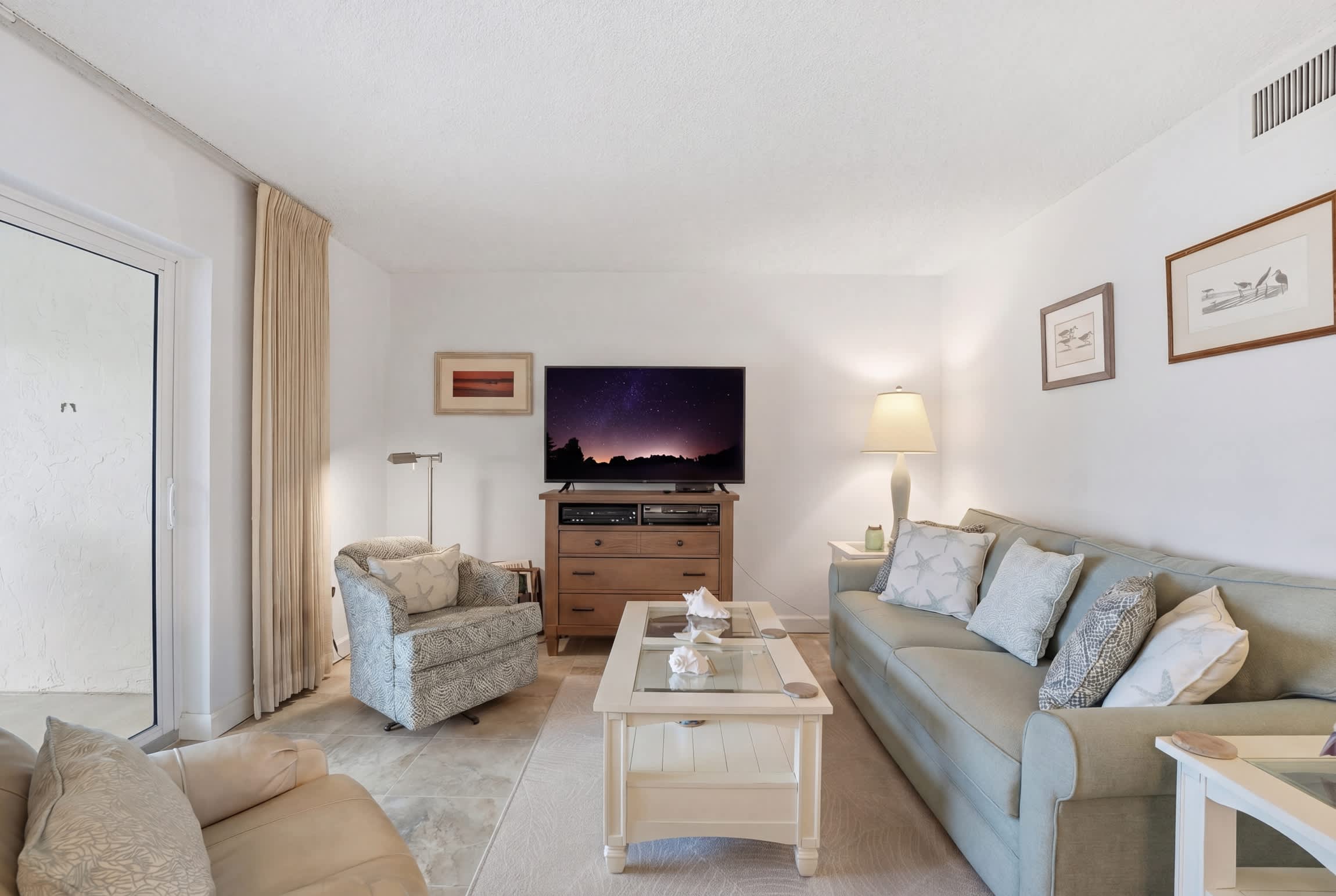 Your Front Row Seat to Gulf Sunsets on Bonita Beach | Photo 4