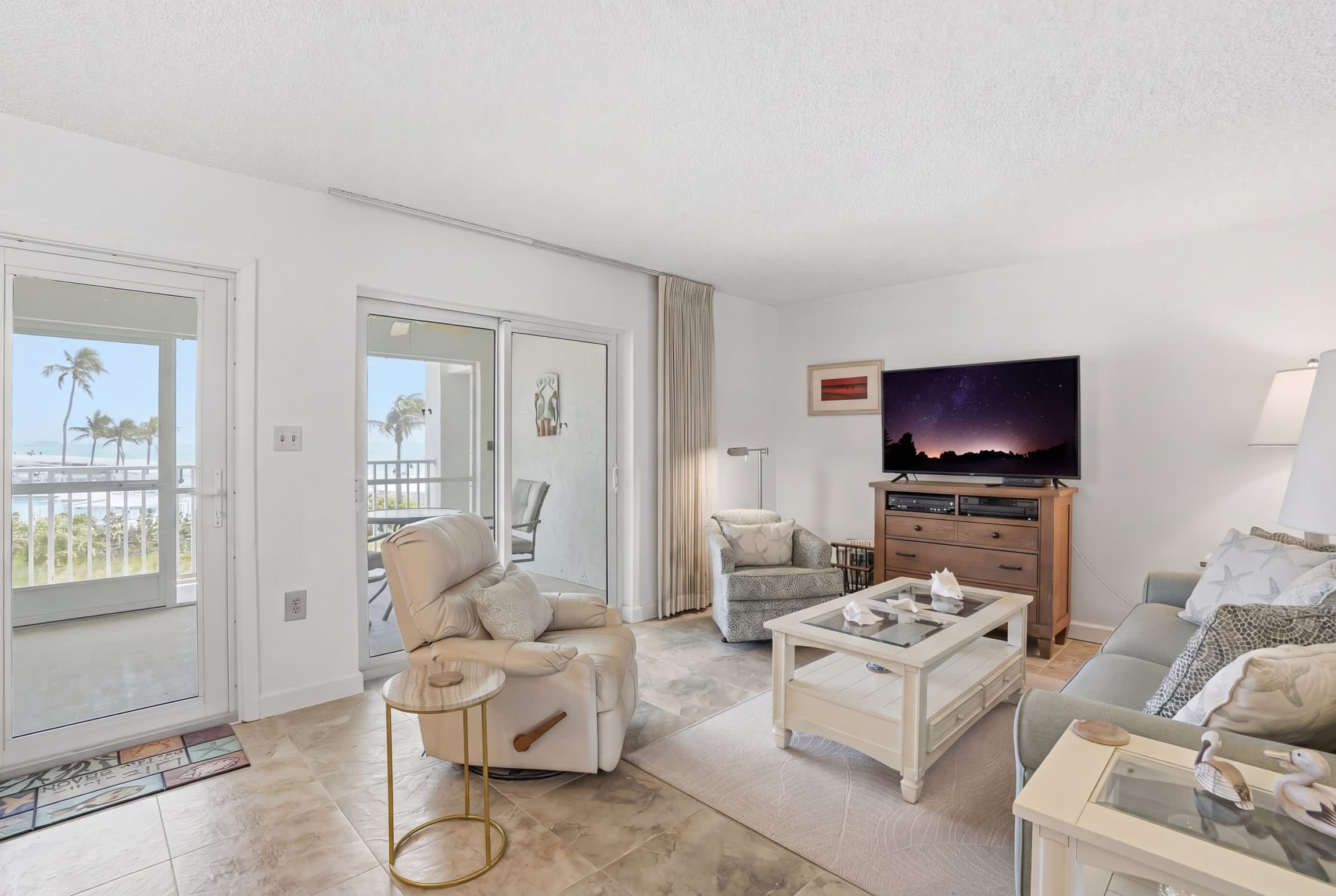 Your Front Row Seat to Gulf Sunsets on Bonita Beach | Photo 8