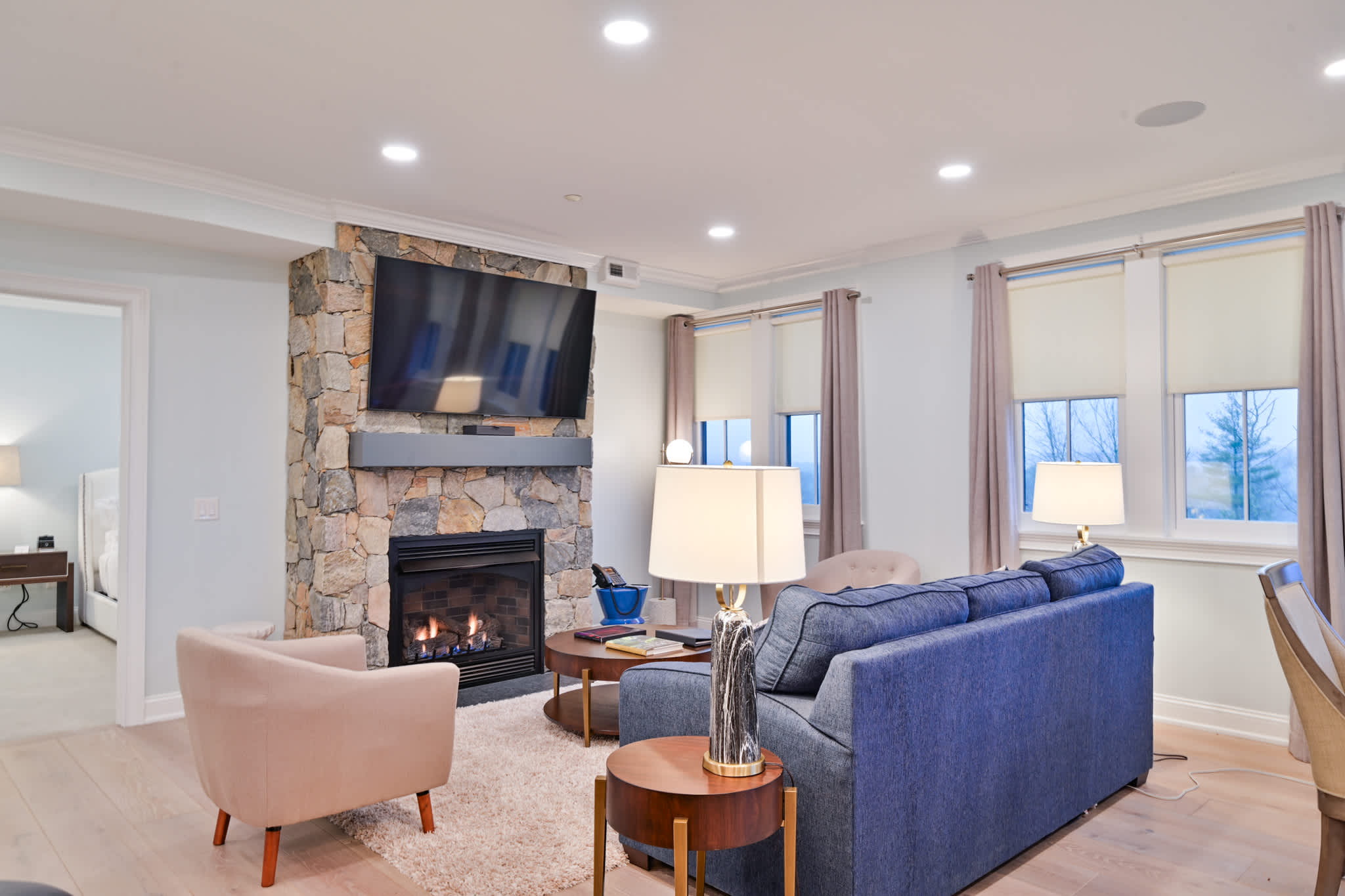 Hilltop Woodland Two Bedroom Suite
