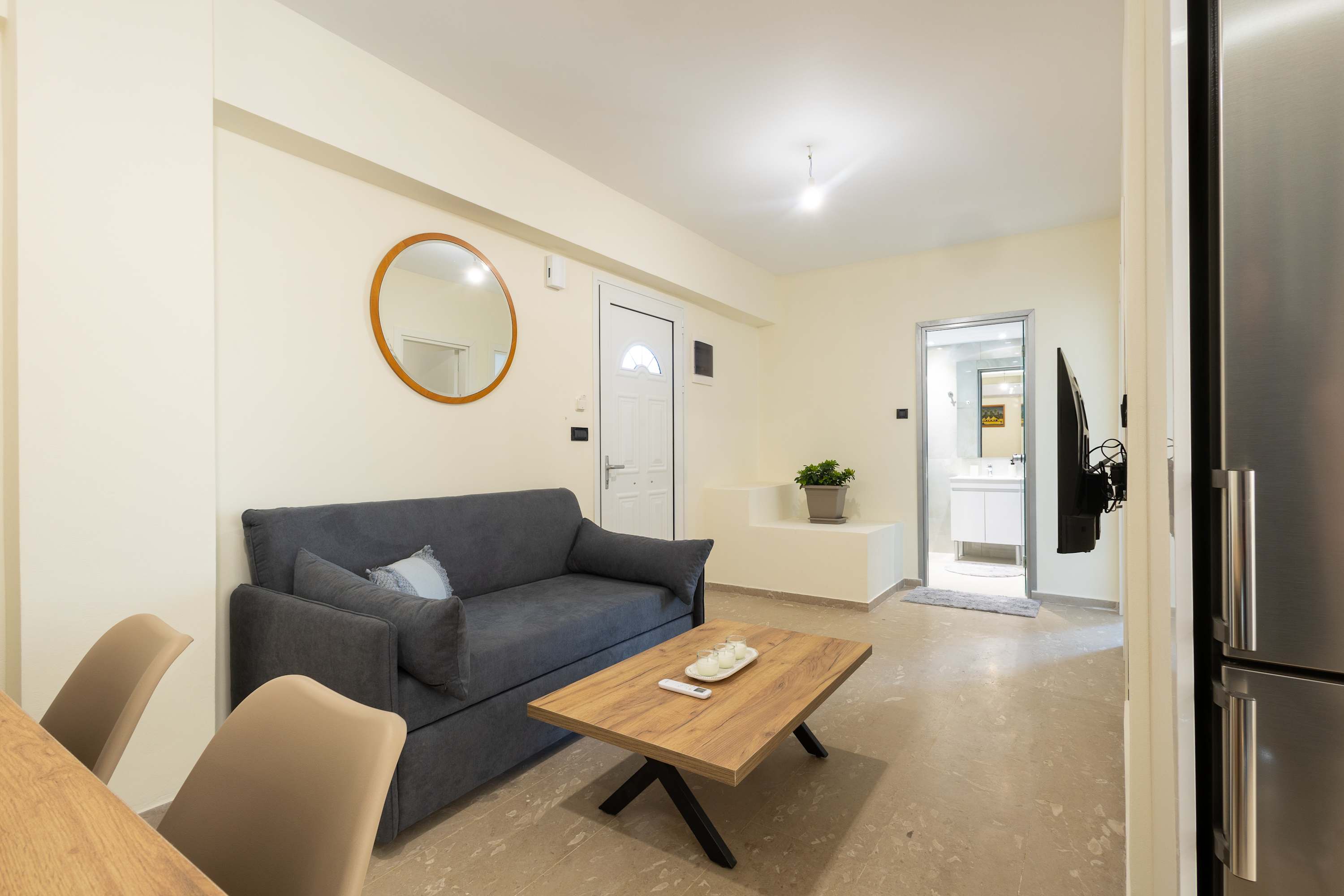 Sinani Apartment - Sea View Balcony & Jacuzzi Gem — Sgourou — vacation rental