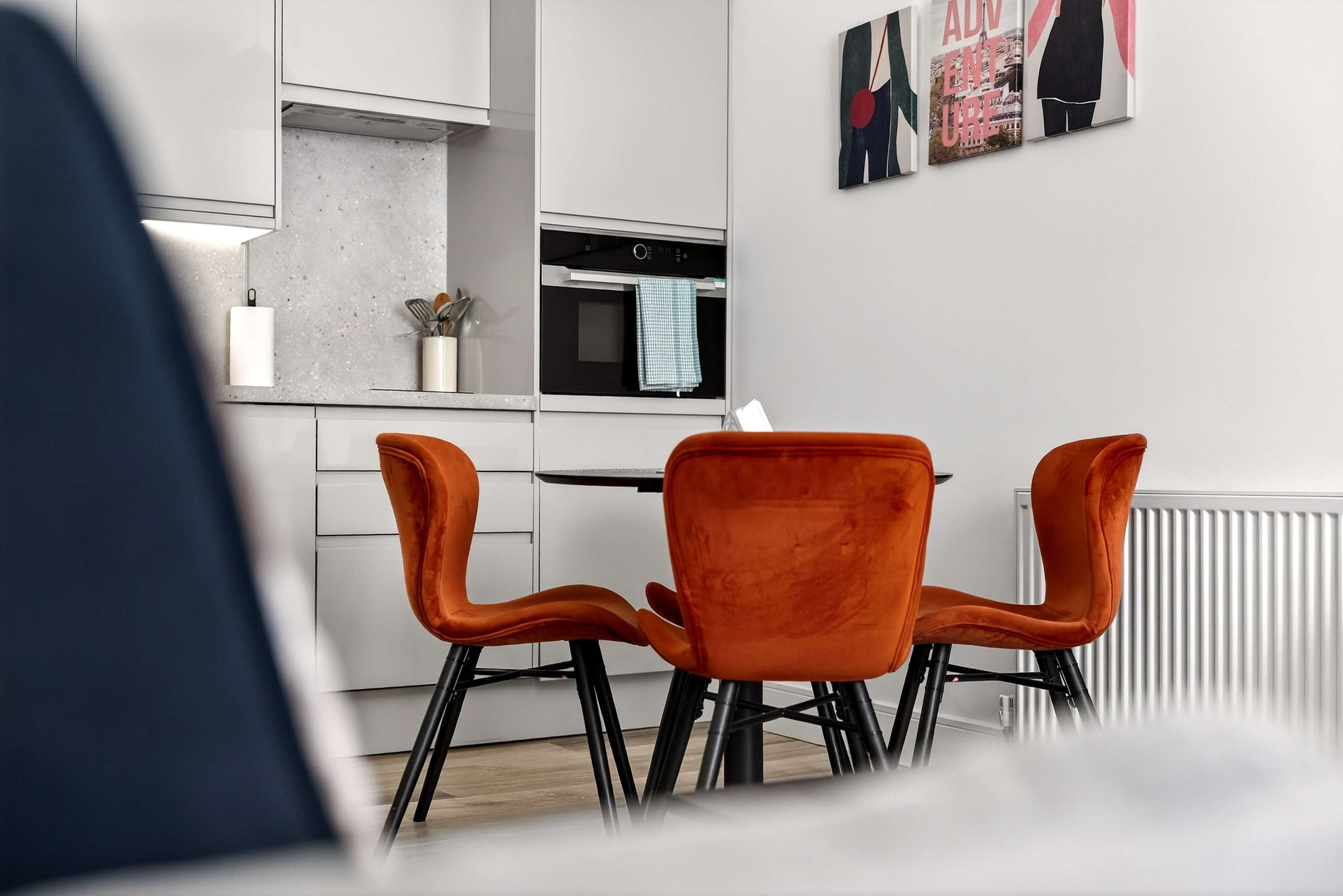 View Modern City Apartment Just off Buchanan St in Bath Street 20 G2 1HB Modern City Apartment Just off Buchanan St in Bath Street 20 G2 1HB - Property image 6 - VivreStays