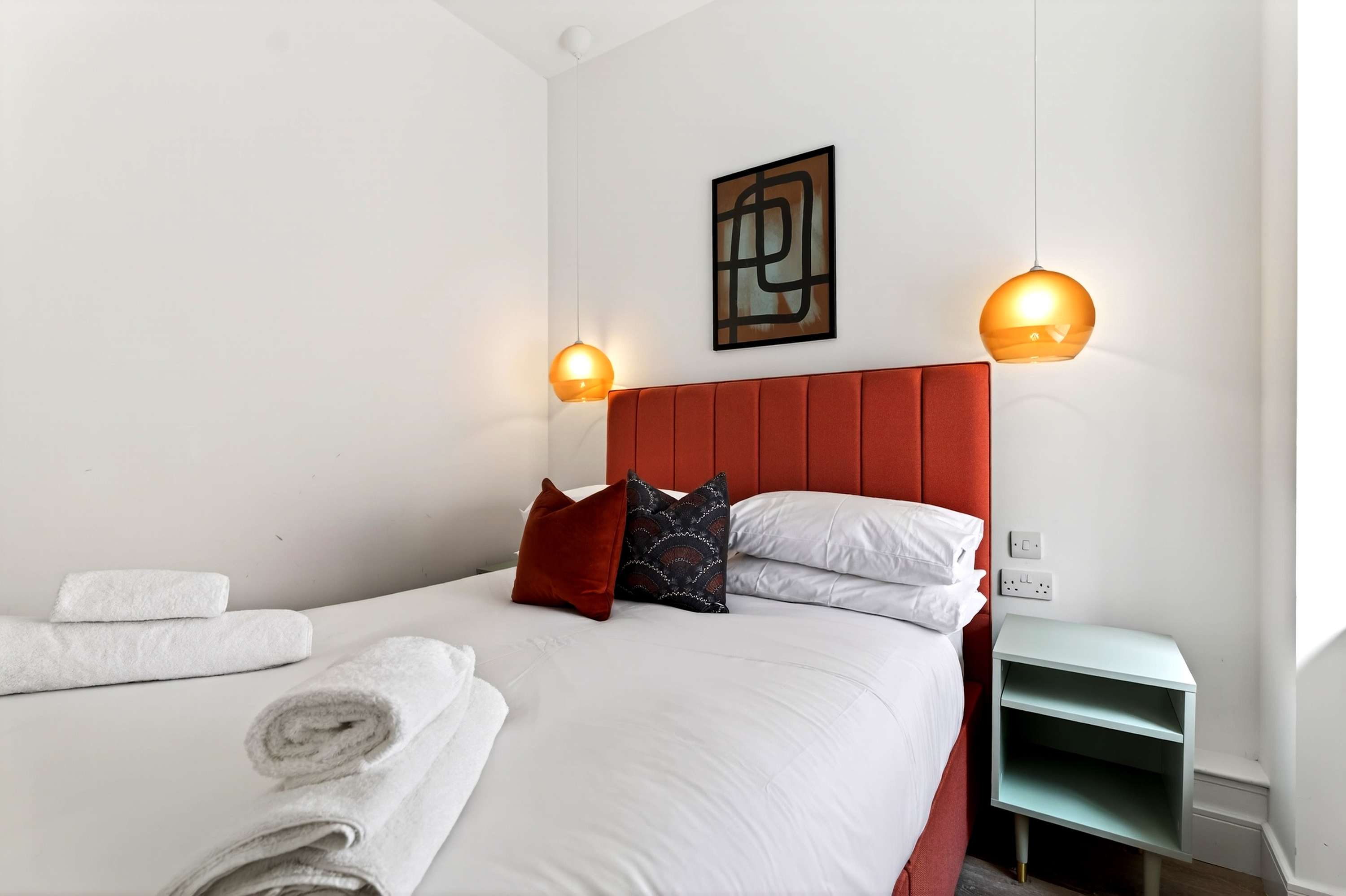 View Modern City Apartment Just off Buchanan St in Bath Street 20 G2 1HB Modern City Apartment Just off Buchanan St in Bath Street 20 G2 1HB - Property image 8 - VivreStays