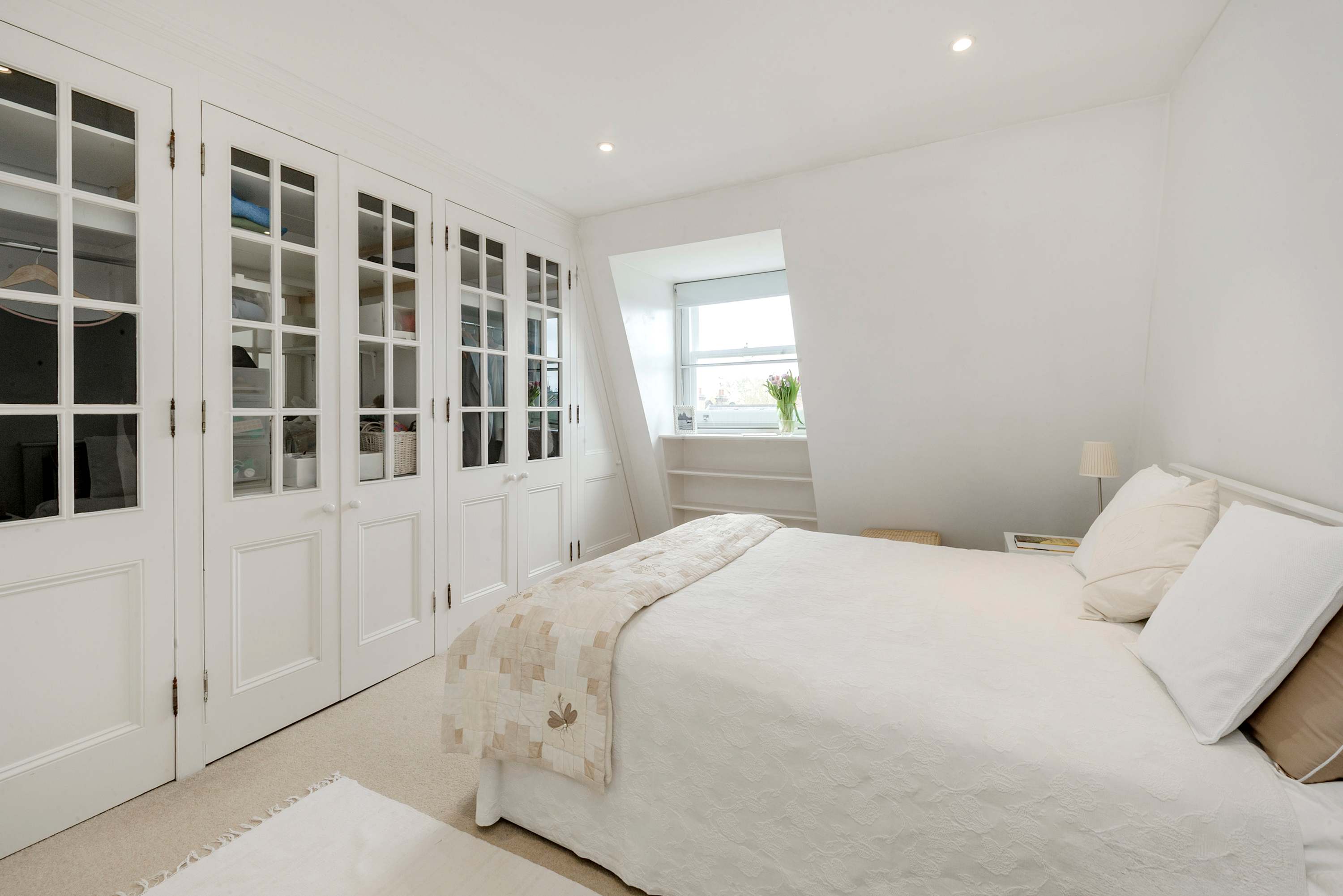 Modern 2 bed Roof Terrace Flat - Earls Court in Bramham Gardens 7 SW5 0JJ - Property image 7 - VivreStays