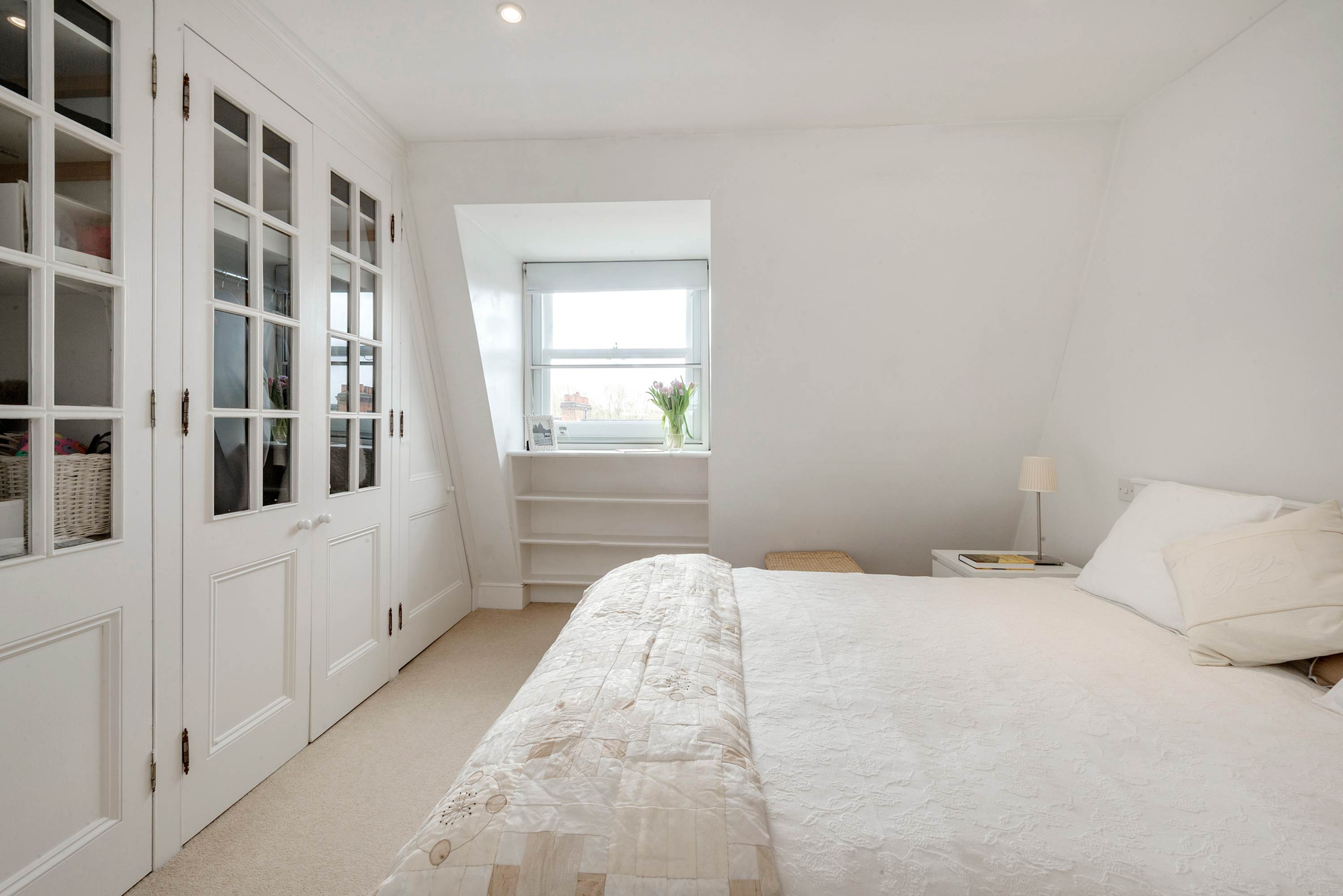 Modern 2 bed Roof Terrace Flat - Earls Court in Bramham Gardens 7 SW5 0JJ - Property image 6 - VivreStays