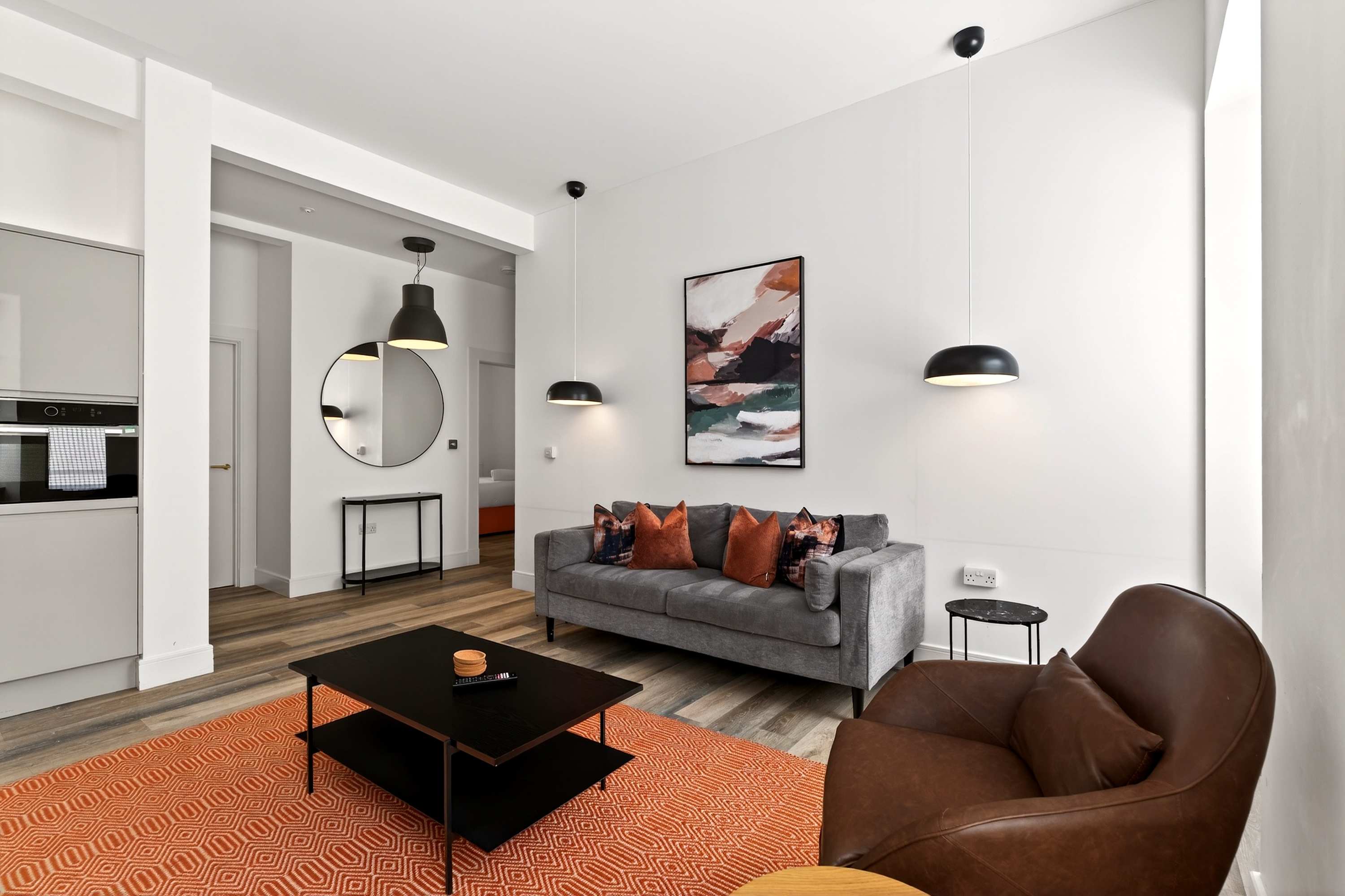 Bright and Spacious Flat in the Heart of the City in Bath Street 20 G2 1HB - Property image 2 - VivreStays