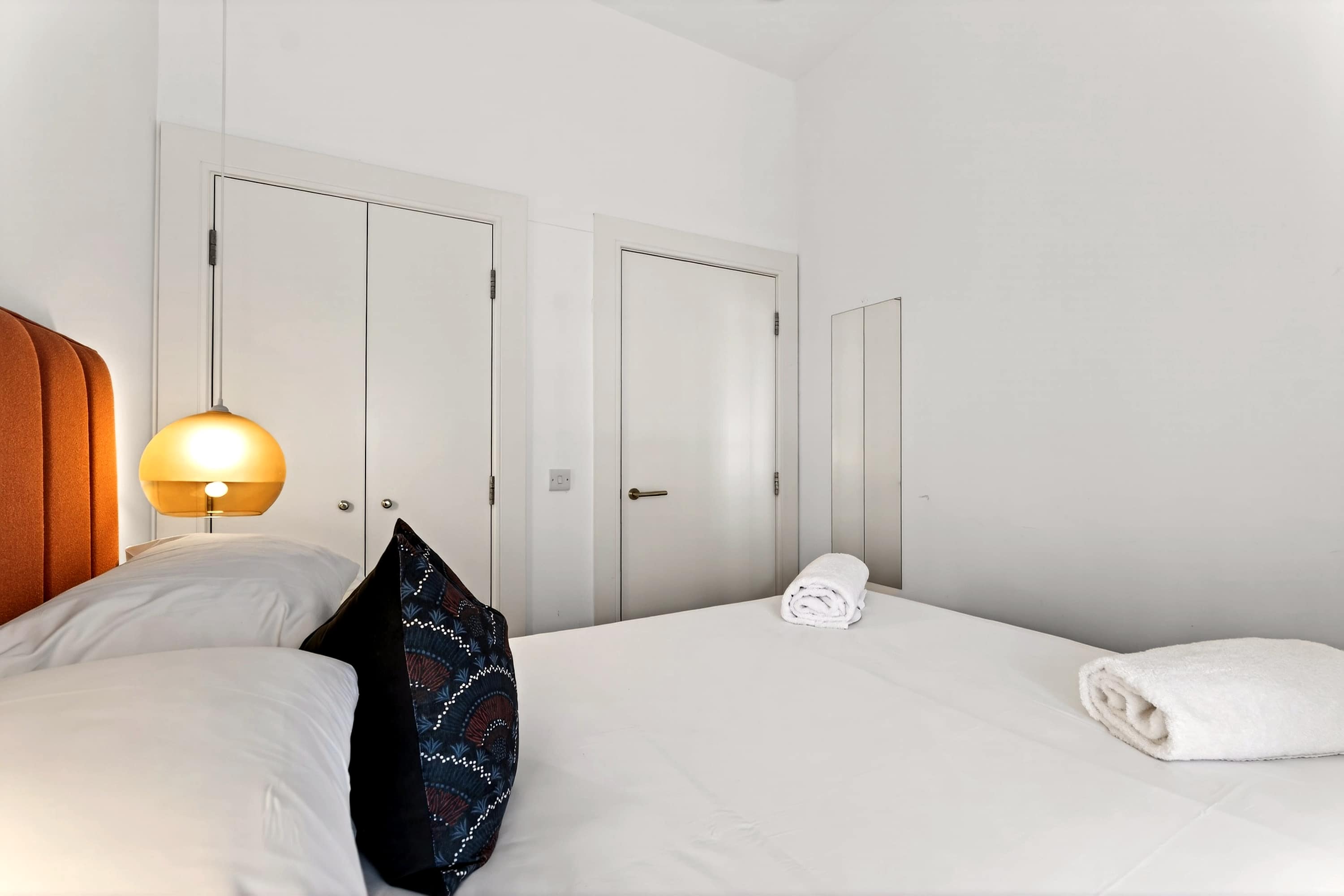 Bright and Spacious Flat in the Heart of the City in Bath Street 20 G2 1HB - Property image 14 - VivreStays