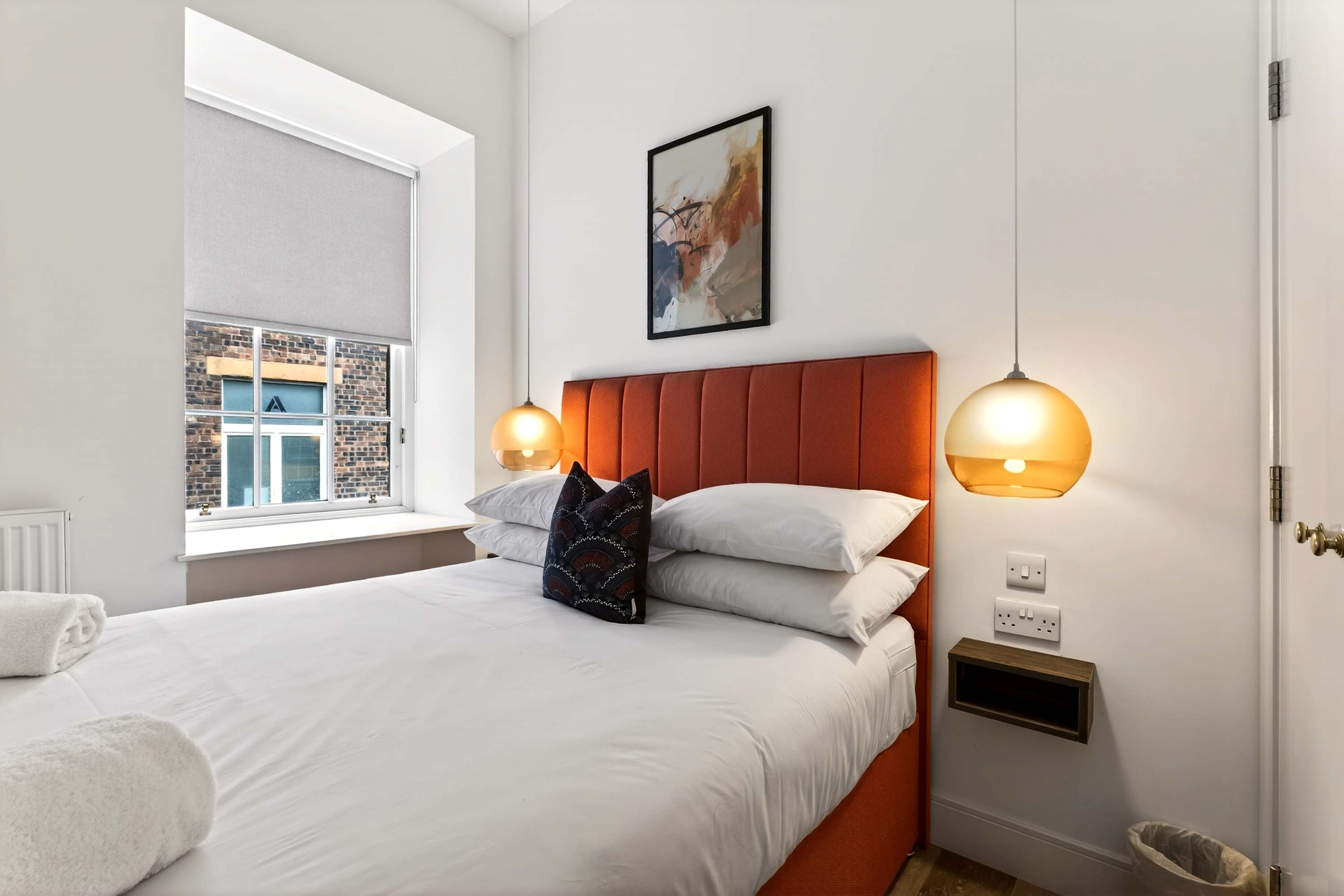 Bright and Spacious Flat in the Heart of the City in Bath Street 20 G2 1HB - Property image 16 - VivreStays
