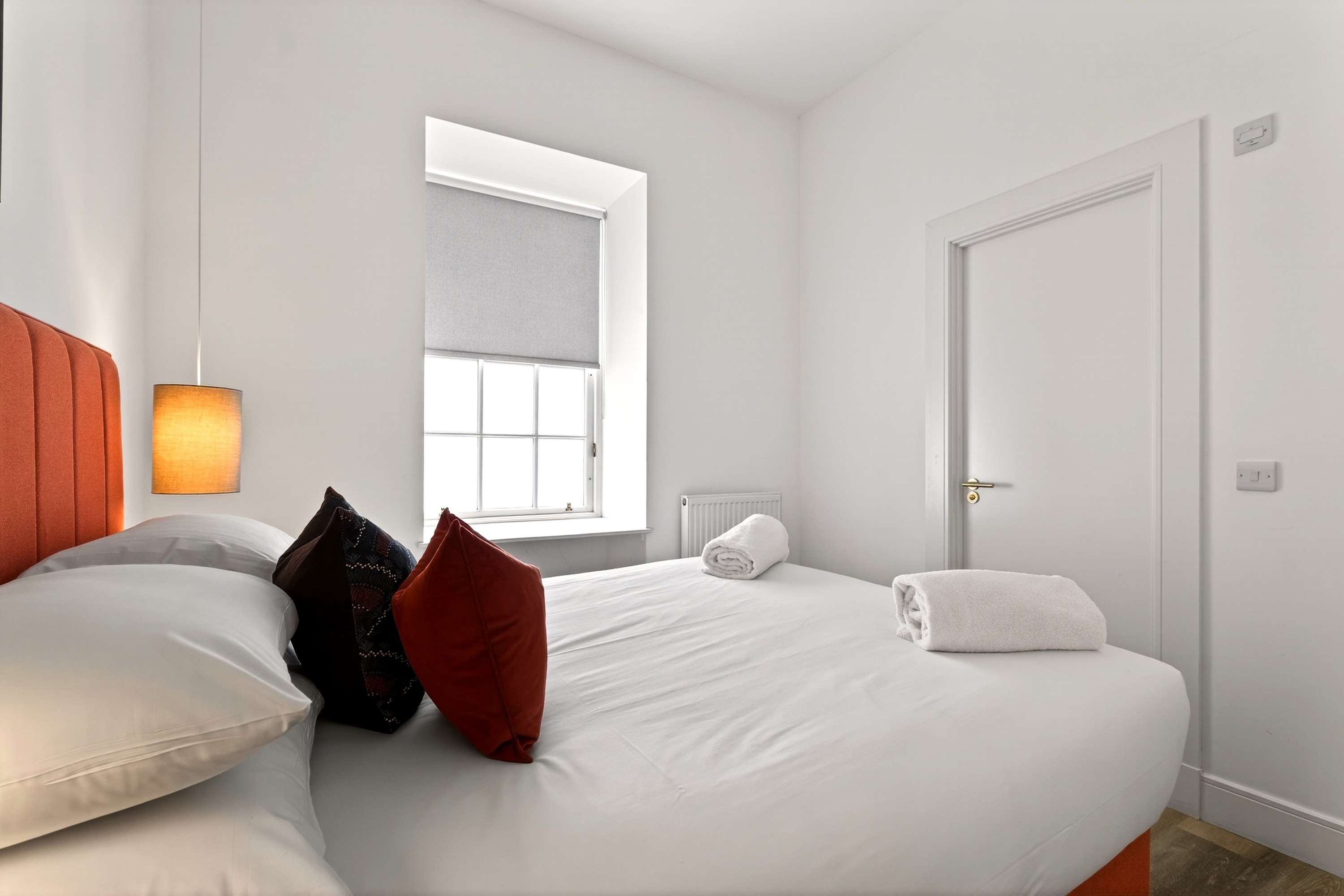 Bright and Spacious Flat in the Heart of the City in Bath Street 20 G2 1HB - Property image 17 - VivreStays