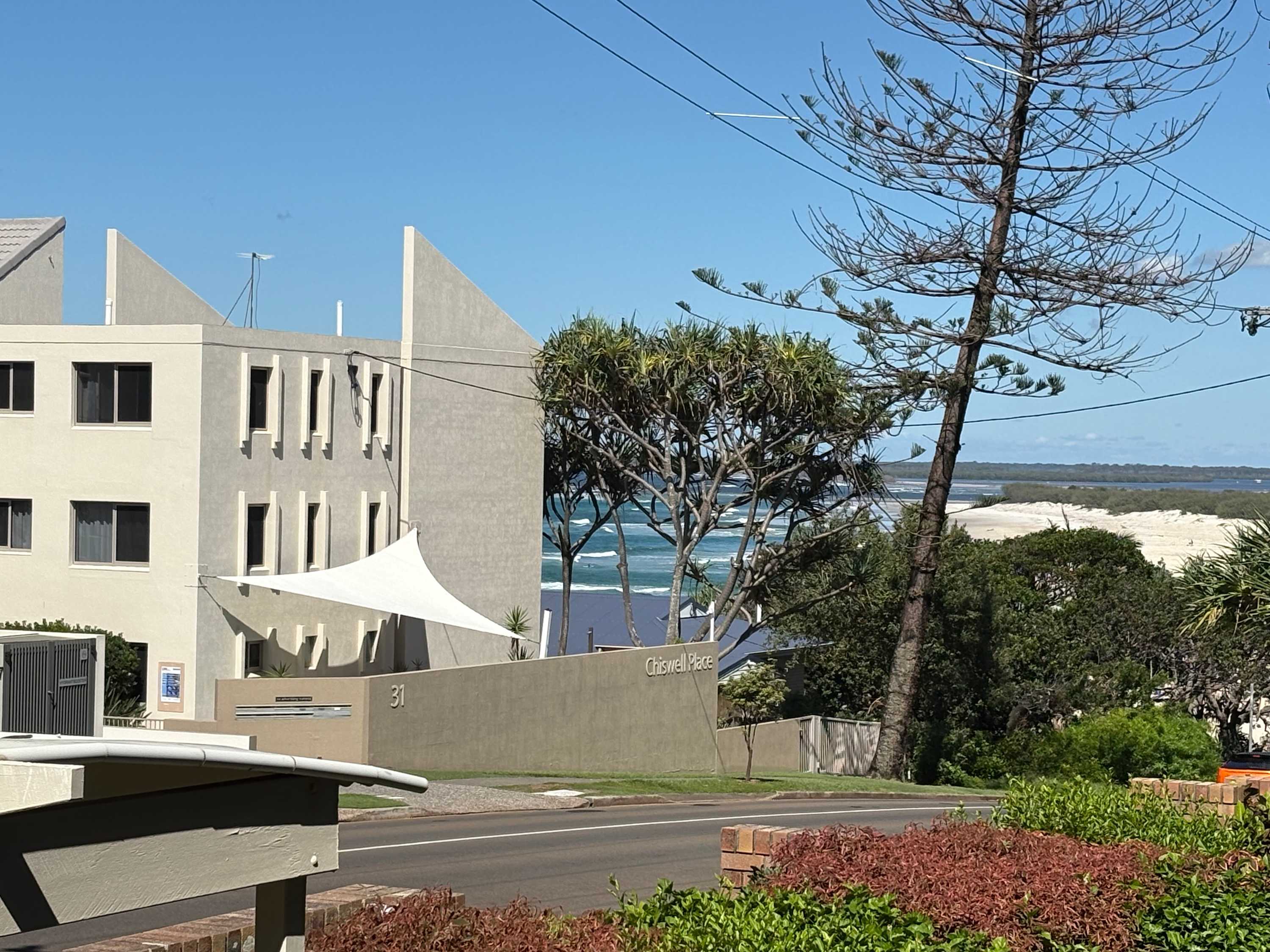 Kokomo U4 Central 2BRM Near Kings & Bulcock Beach