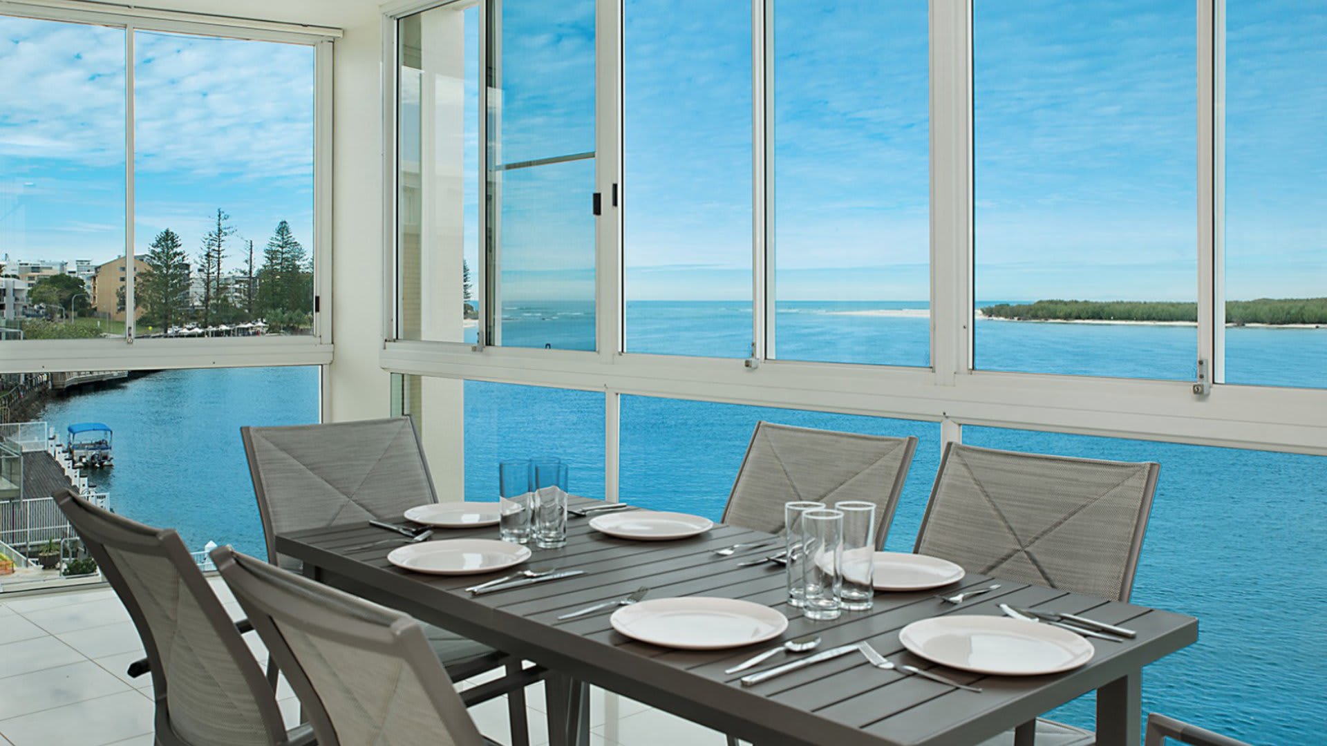 Cetina 6 Waterfront Views Of Pumicestone Passage