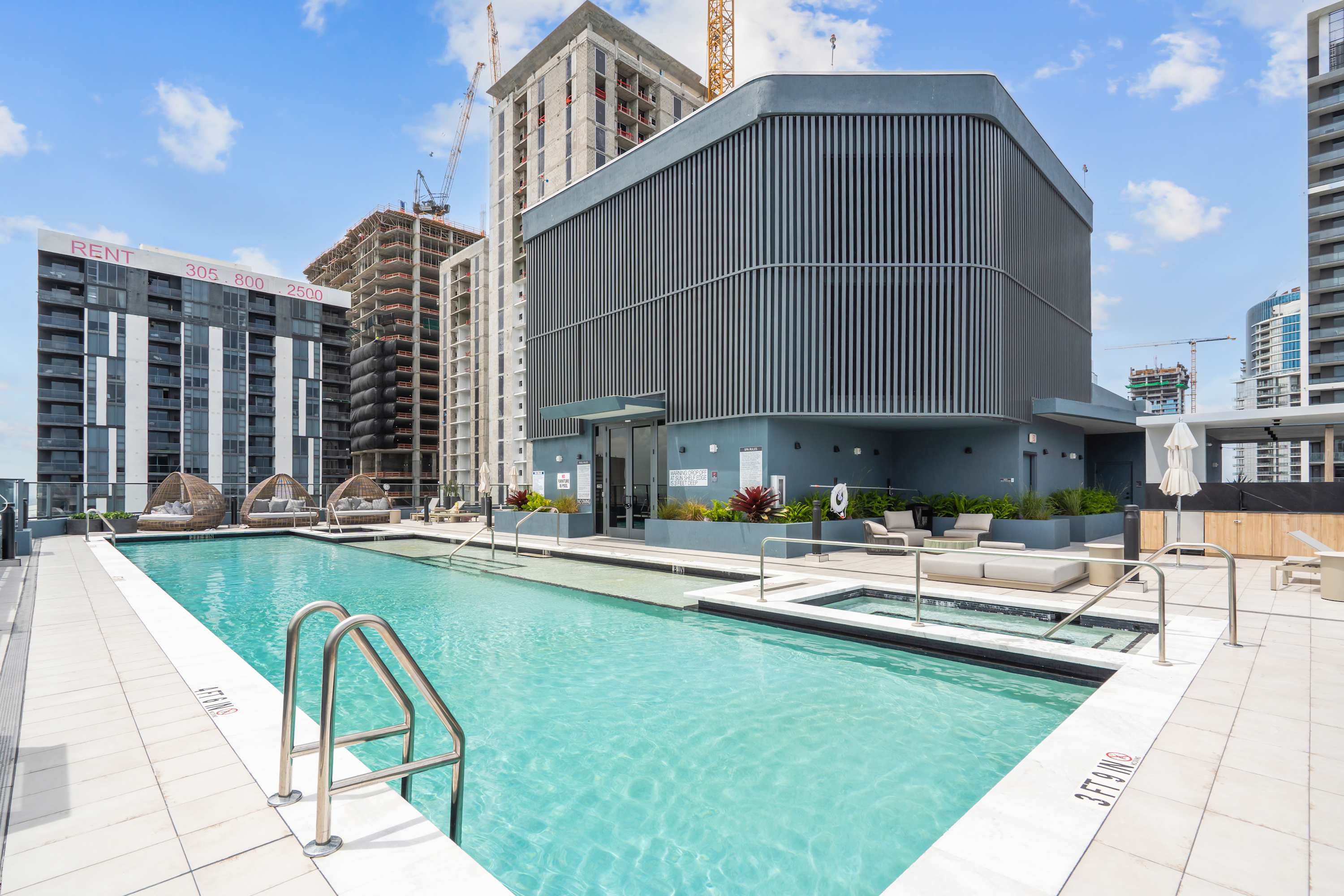 FIFA Fan Fest Stay | Luxury 2BR & Rooftop Pool