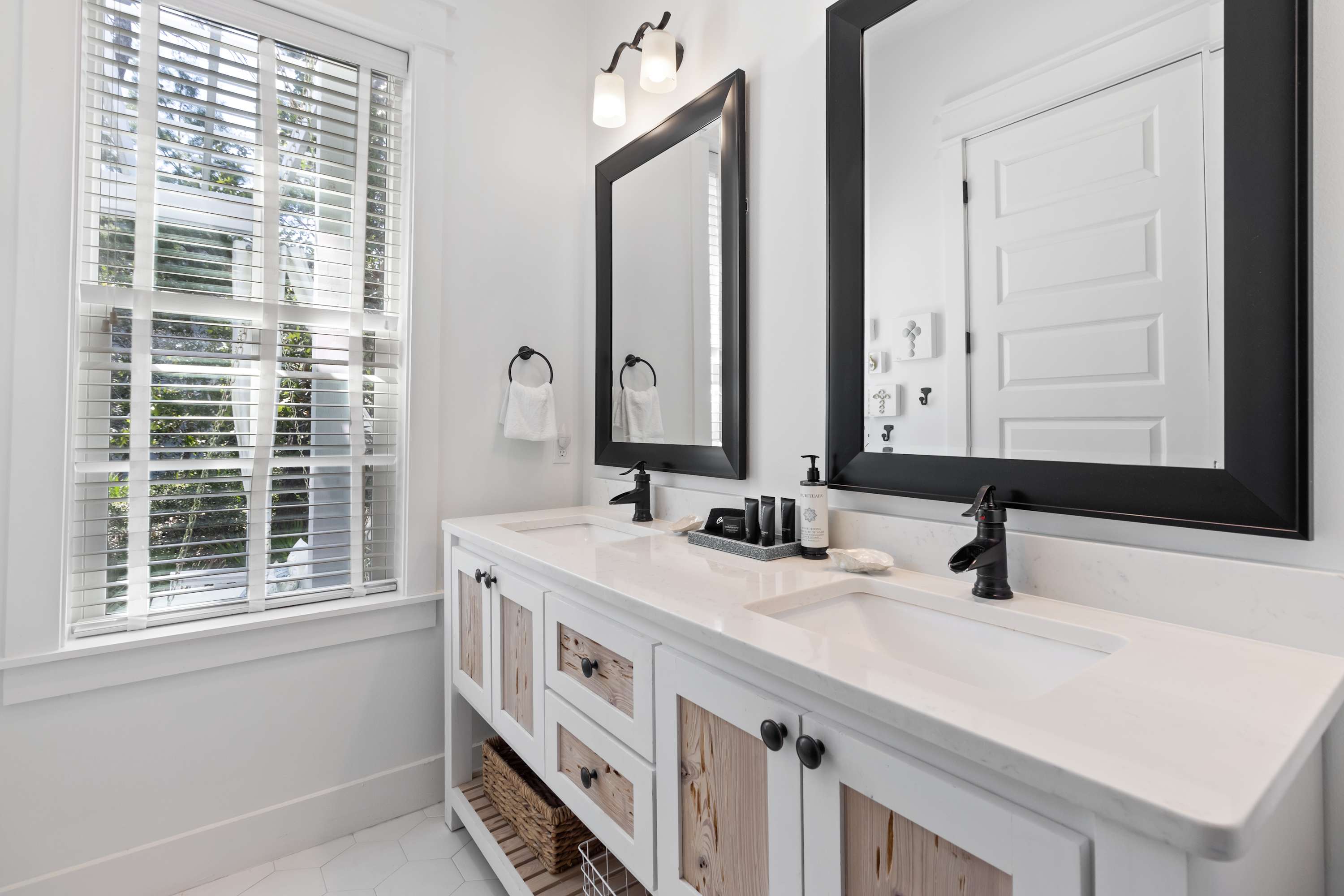 Seagrove Escape | Refreshed + Shared Pool