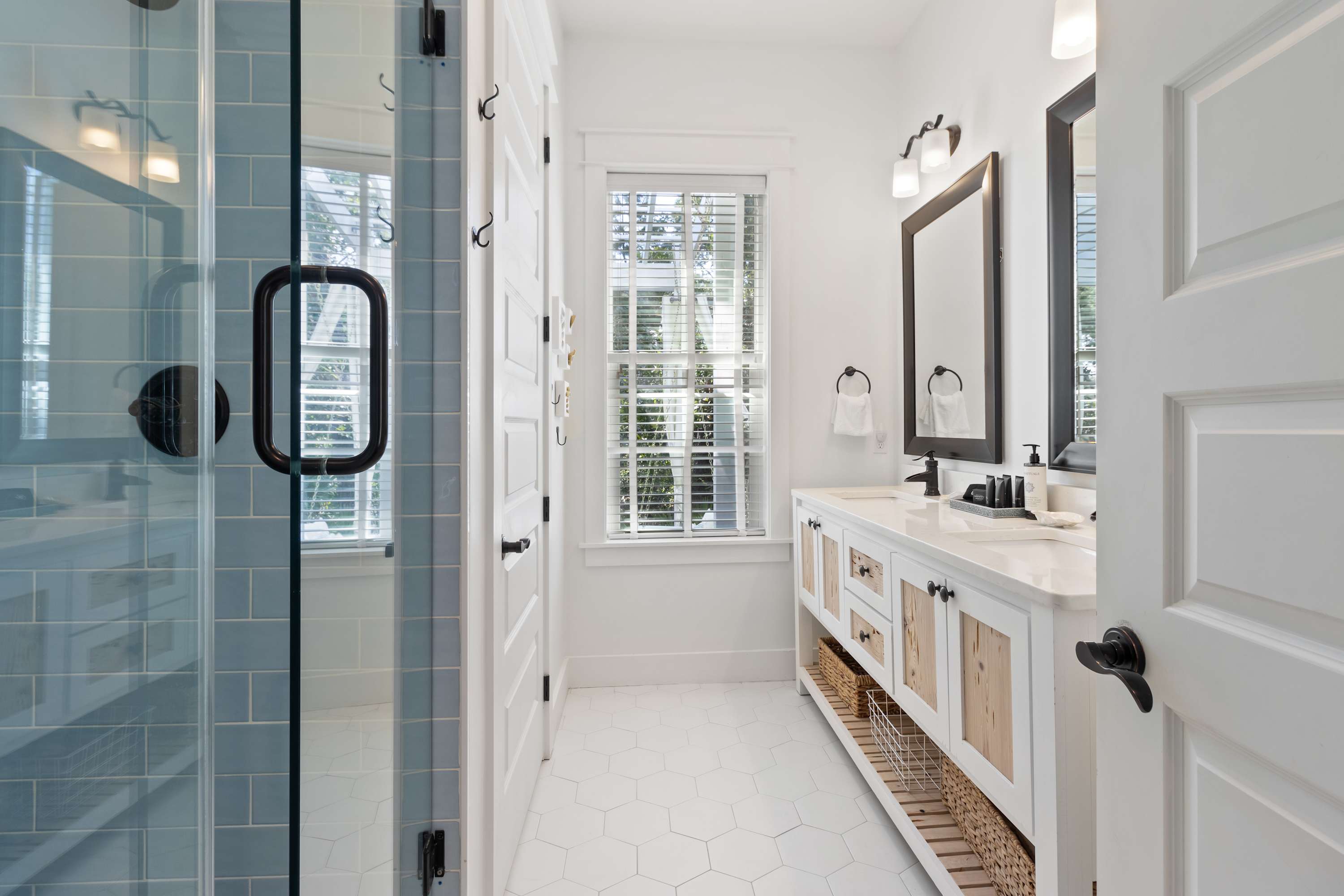 Seagrove Escape | Refreshed + Shared Pool