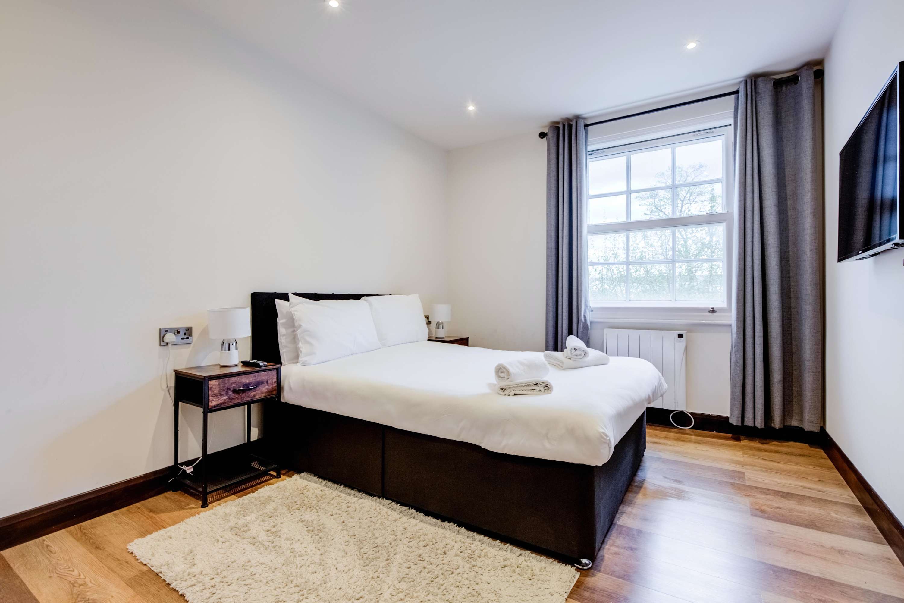 St Johns Wood Luxurious Apartment in 9 Bronwen Court NW8 9HH - Property image 10 - VivreStays
