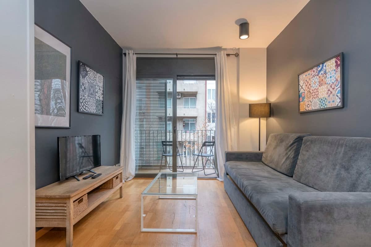 Heart of Eixample 2BD with balcony — Barcelona, Catalunya — vacation rental
