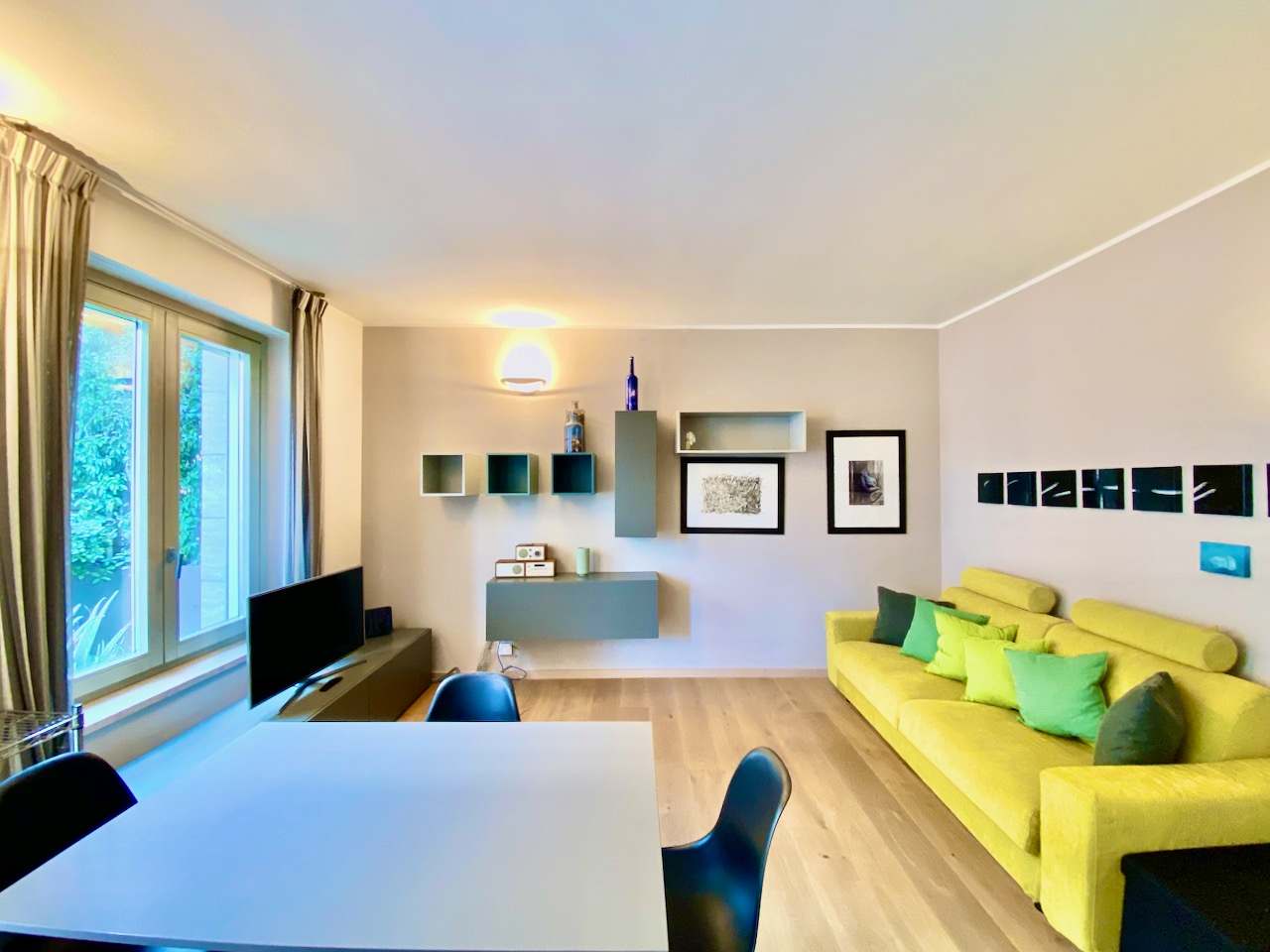 Luxury 2bed-2bath in top location — Milano, Lombardia — vacation rental