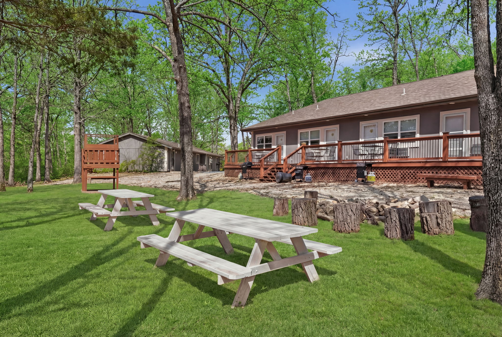 Quail Cove 1 – Lakefront Studio Boat Slip