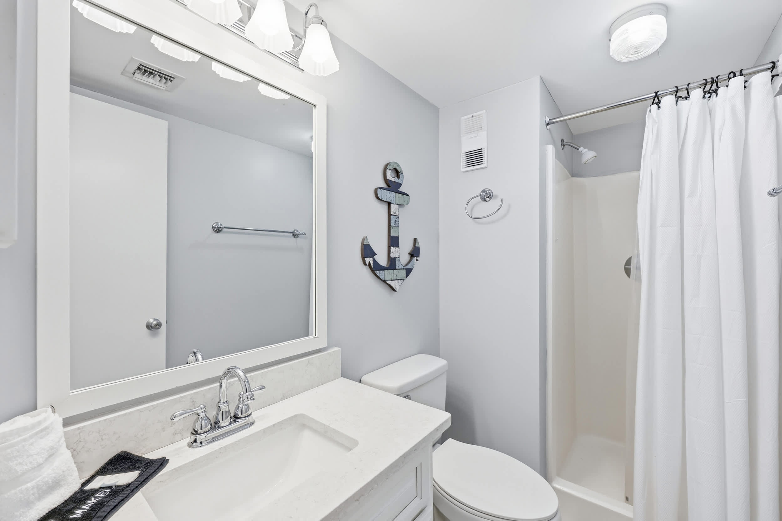 Sandy Bits Oceanfront Premium Condo with Pool 