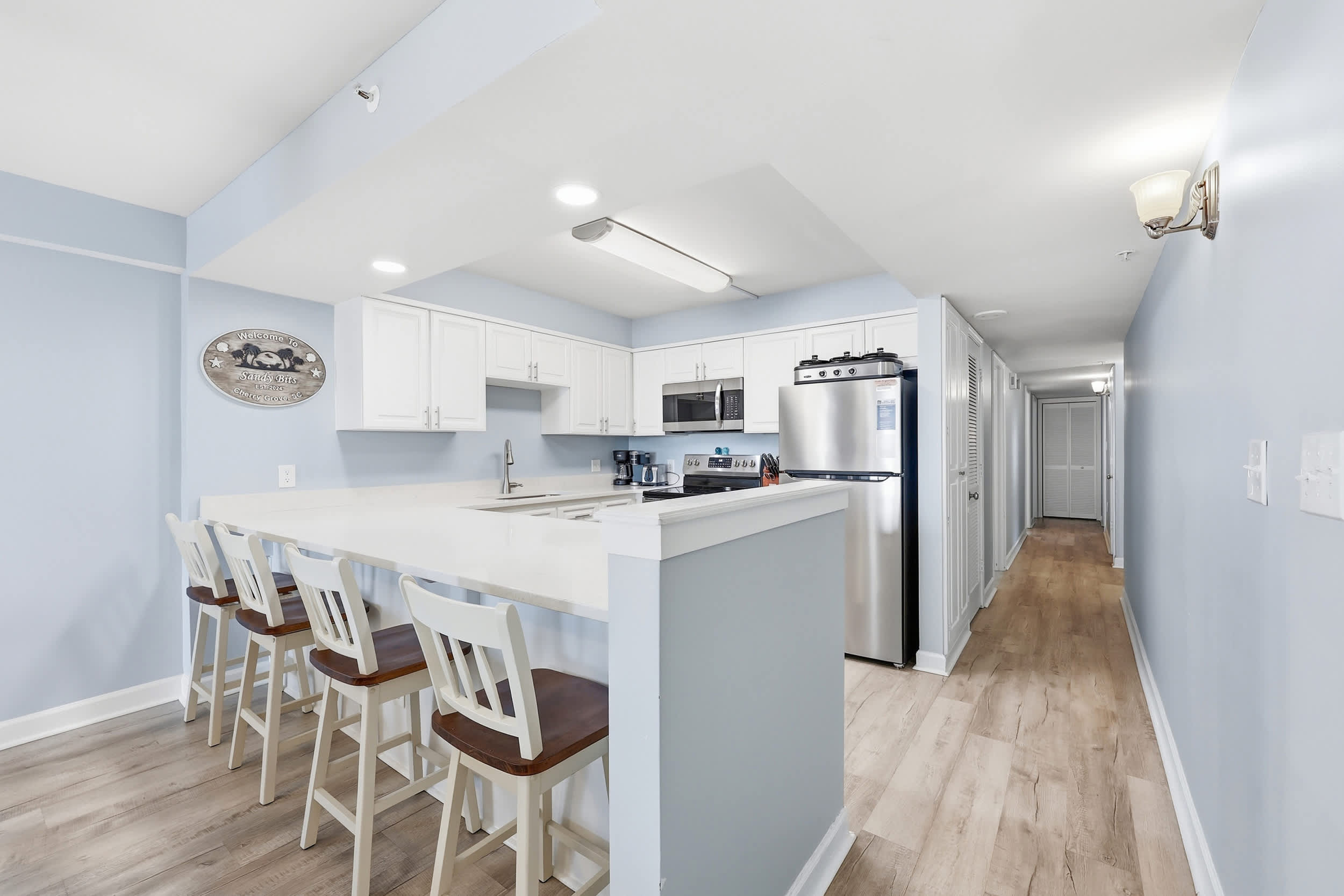 Sandy Bits Oceanfront Premium Condo with Pool 