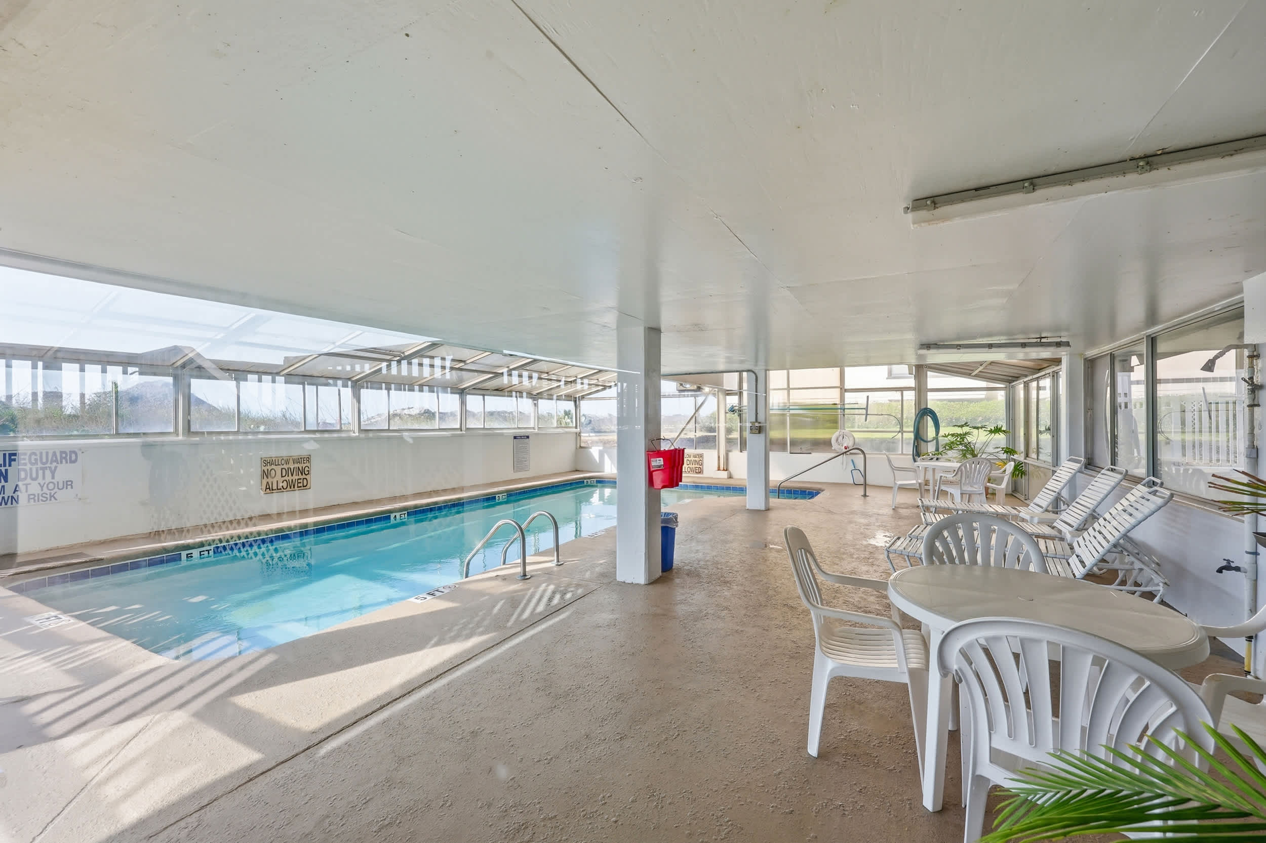 Sandy Bits Oceanfront Premium Condo with Pool 