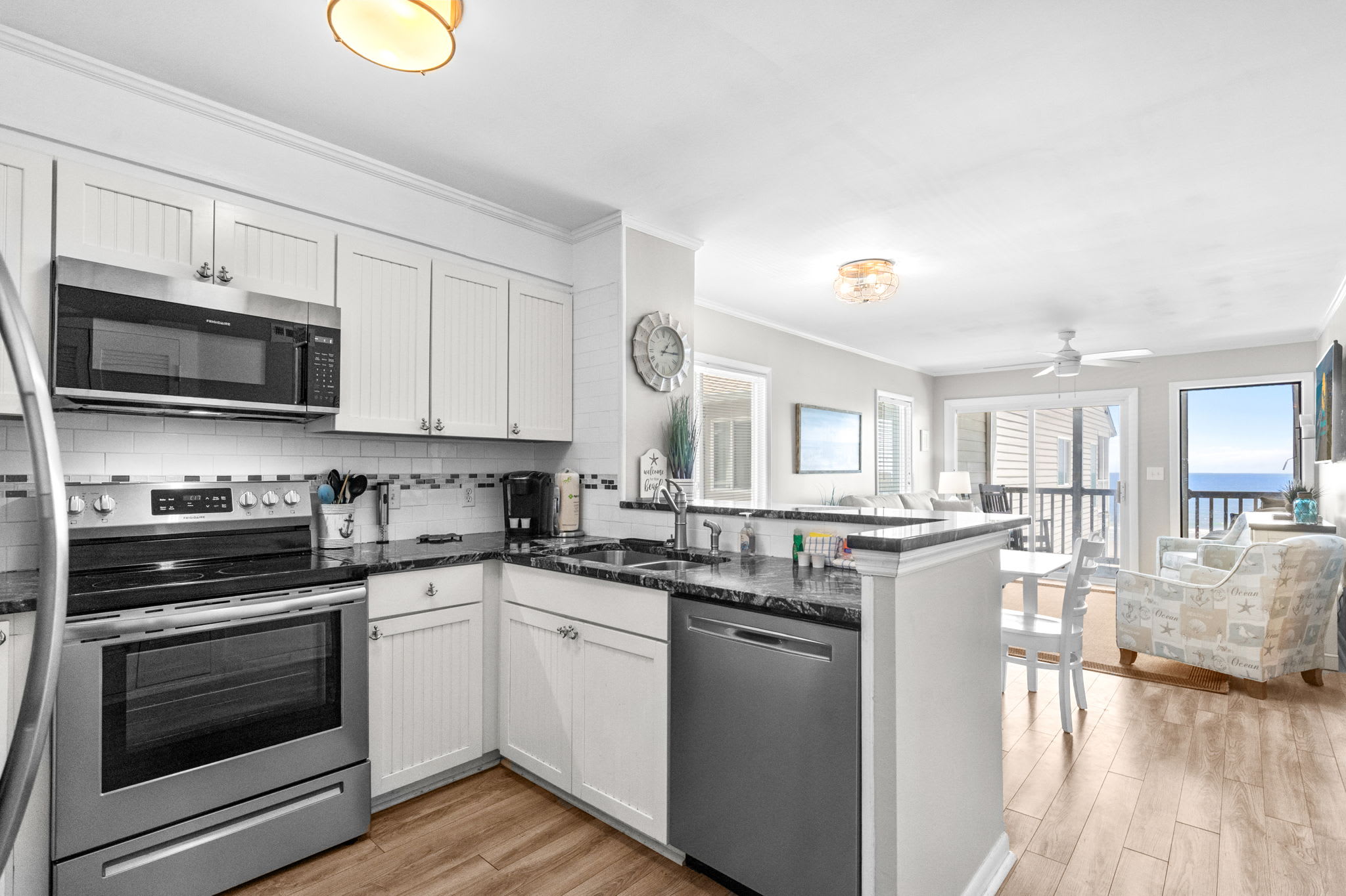 Pelicans Watch Unit 304 Oceanfront 4