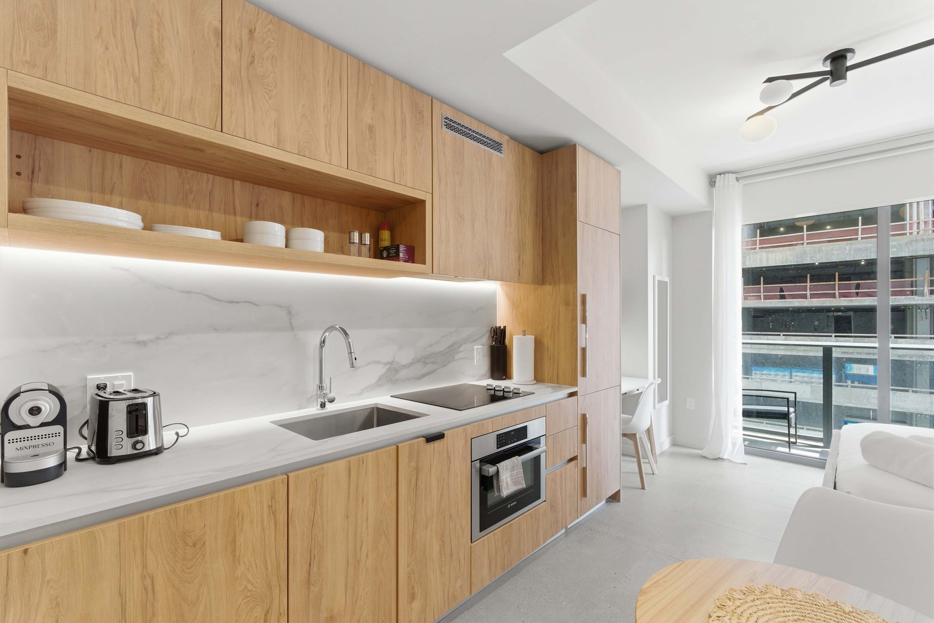 Modern Studio Near FIFA Fan Fest | Pool + Skyline Views