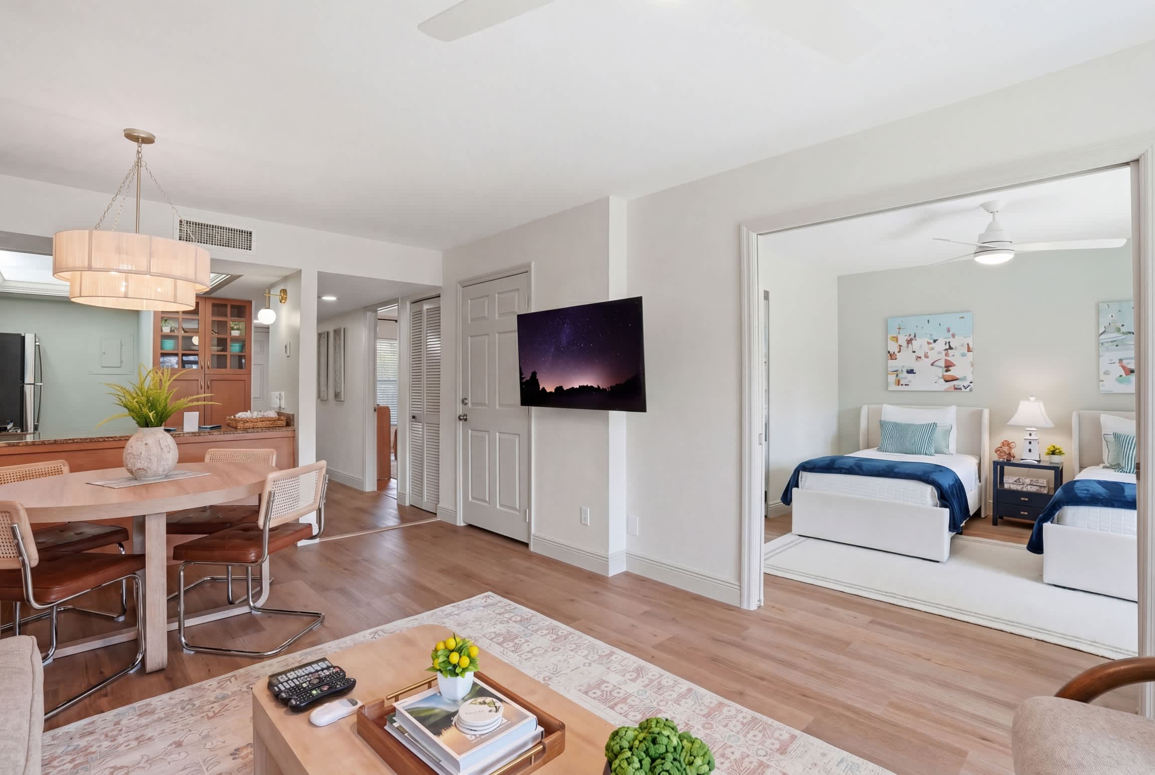 B 115 Totally Updated First Floor Sleeps 6 | Photo 19