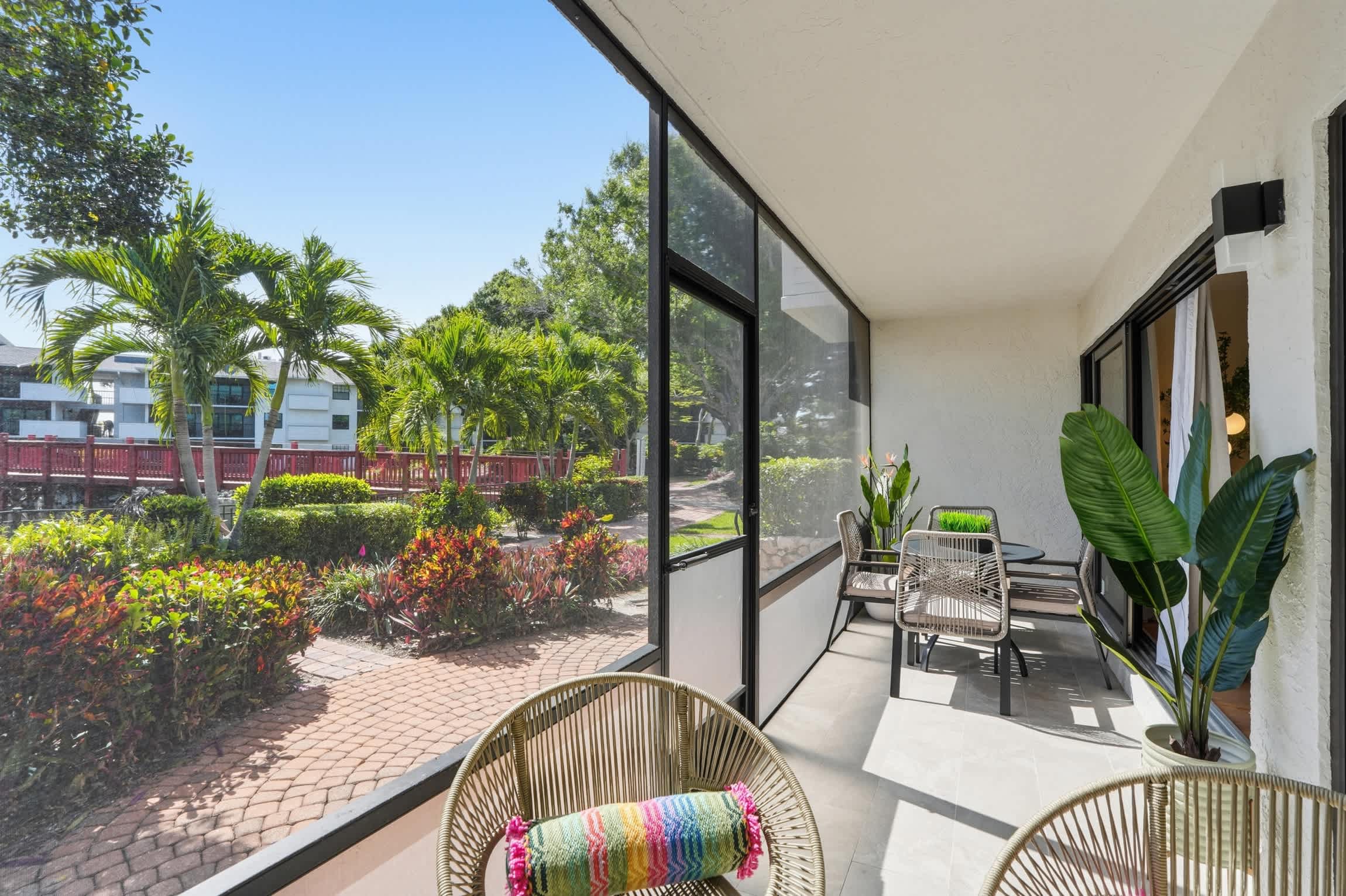 B 115 Totally Updated First Floor Sleeps 6 | Photo 24