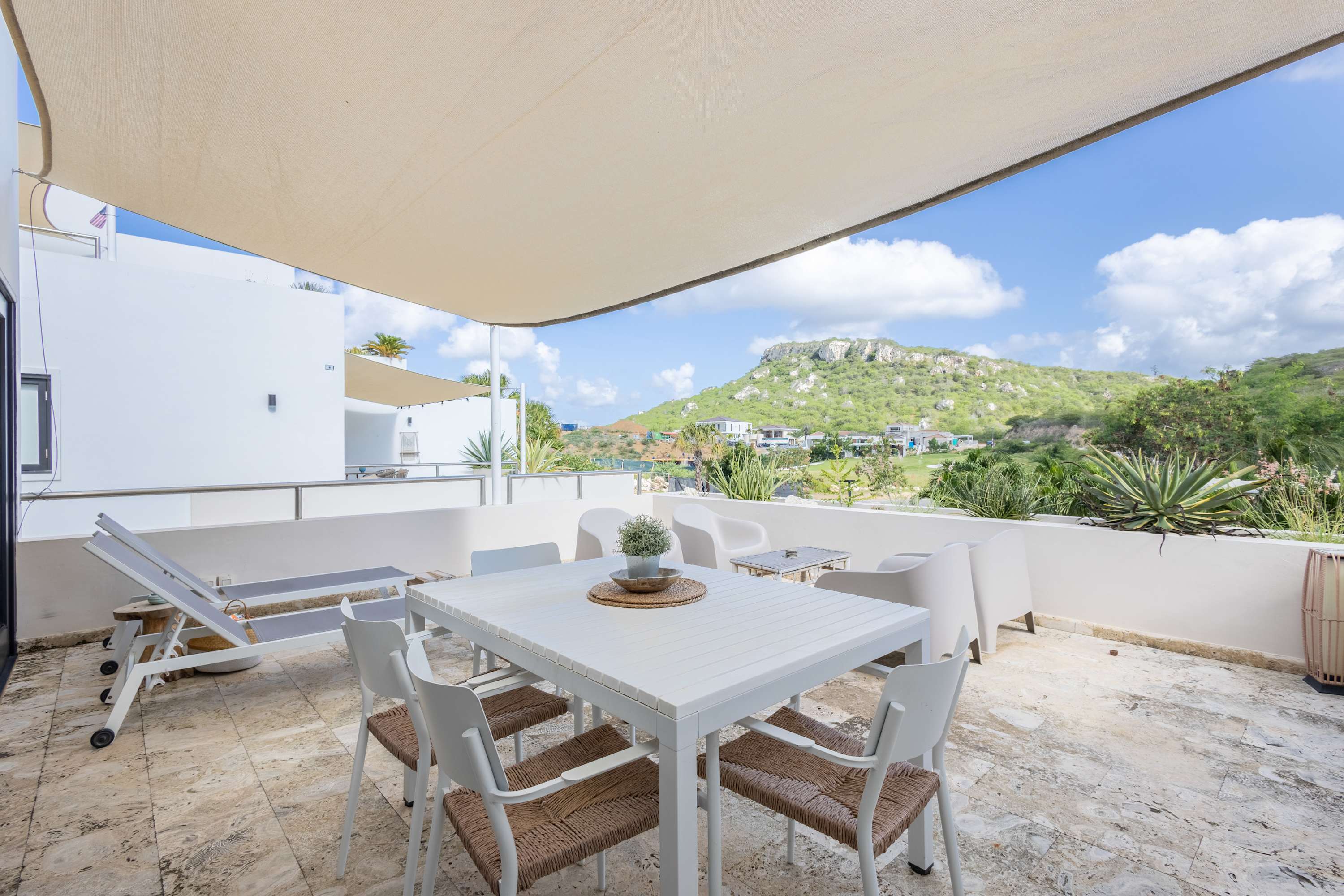 Blue Bay Stylish Seabreeze Home 4