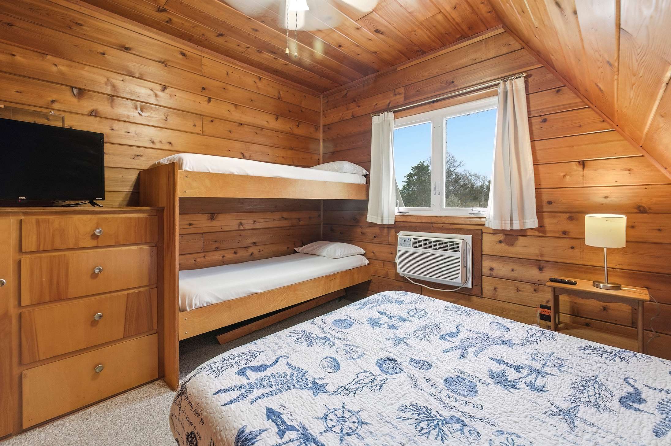 Sleep, laugh, repeat—bunk room edition! 