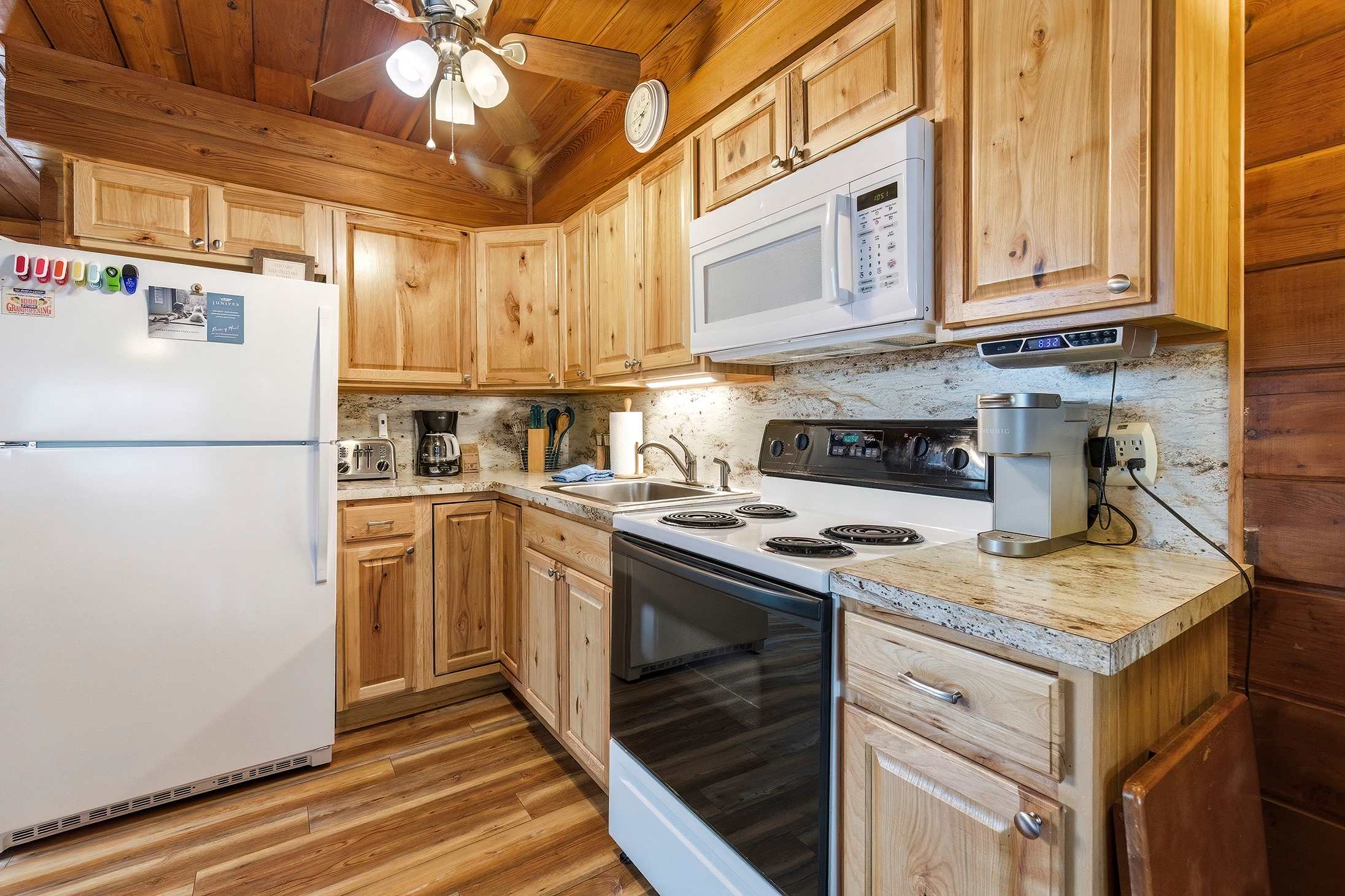 From quick bites to shared dinners, it all happens here!