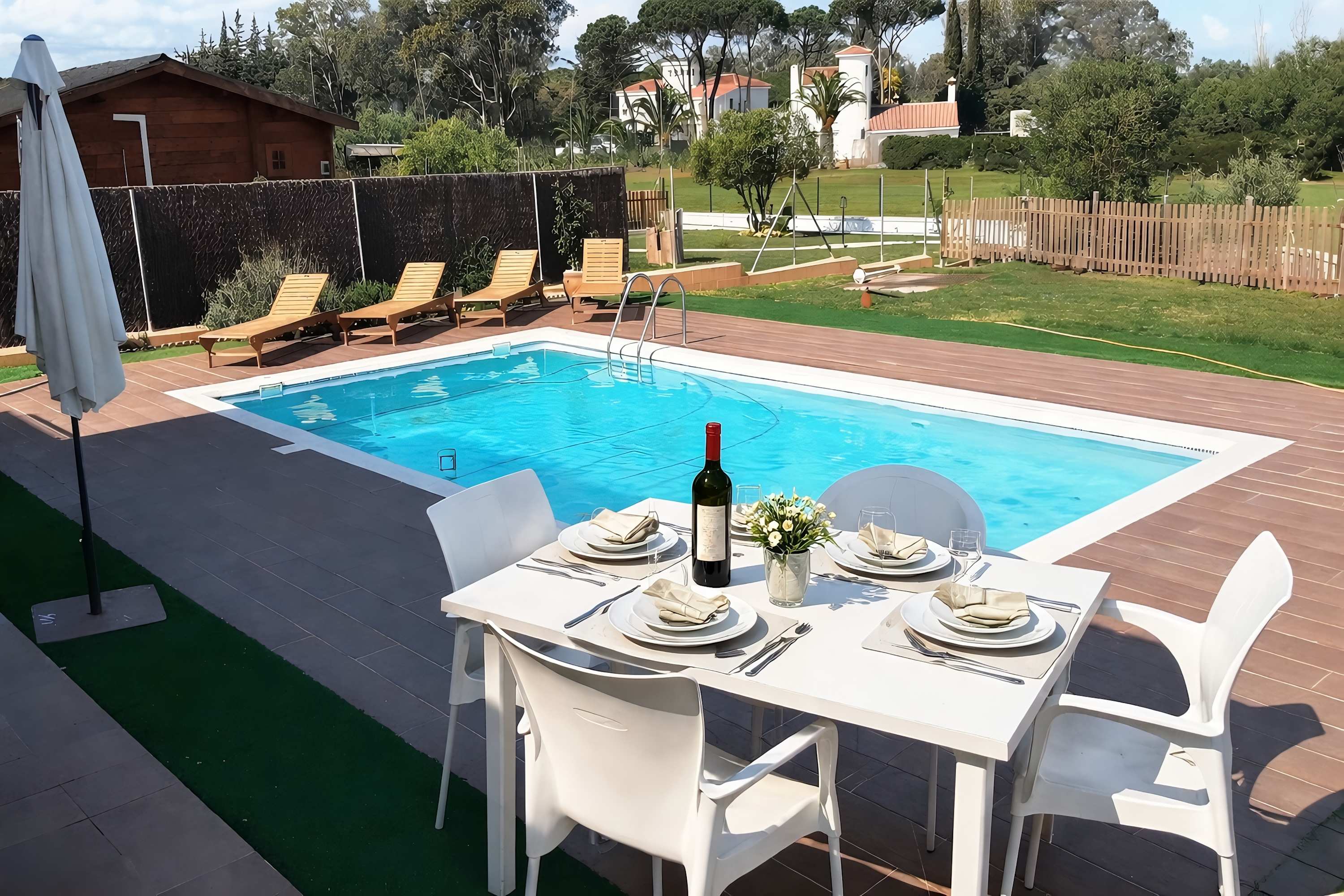 Private house with pool and barbecue in Chiclana - image 3