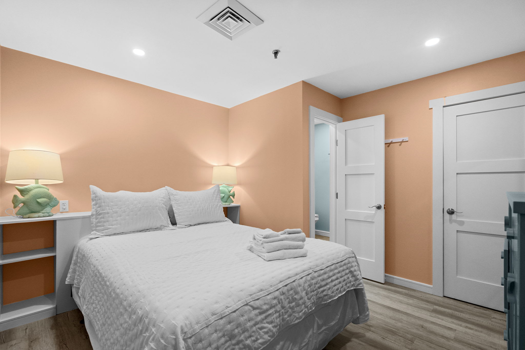 Ocean Forest Plaza 2310 Oceanfront | Photo 25