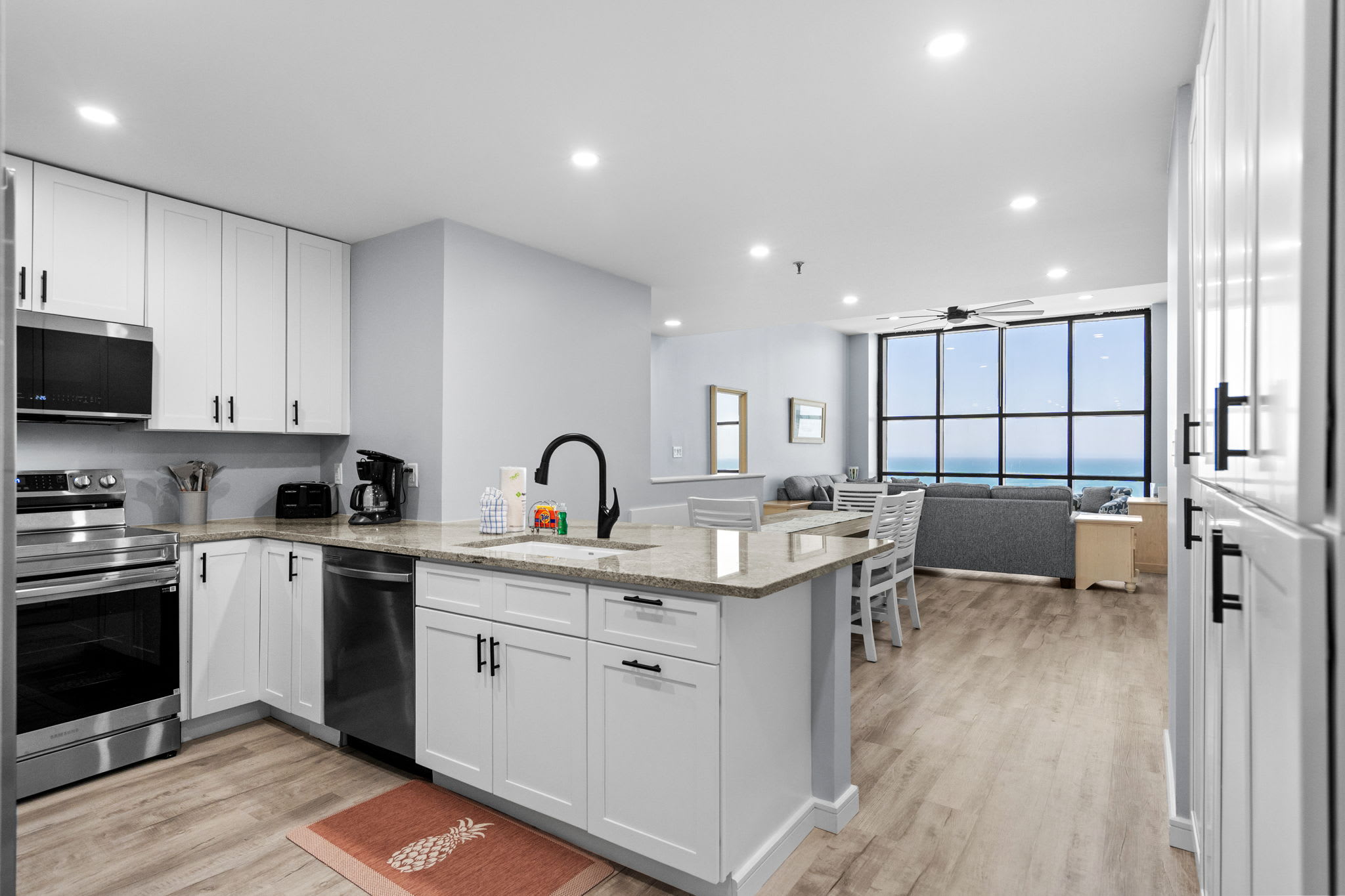 Ocean Forest Plaza 2310 Oceanfront | Photo 8