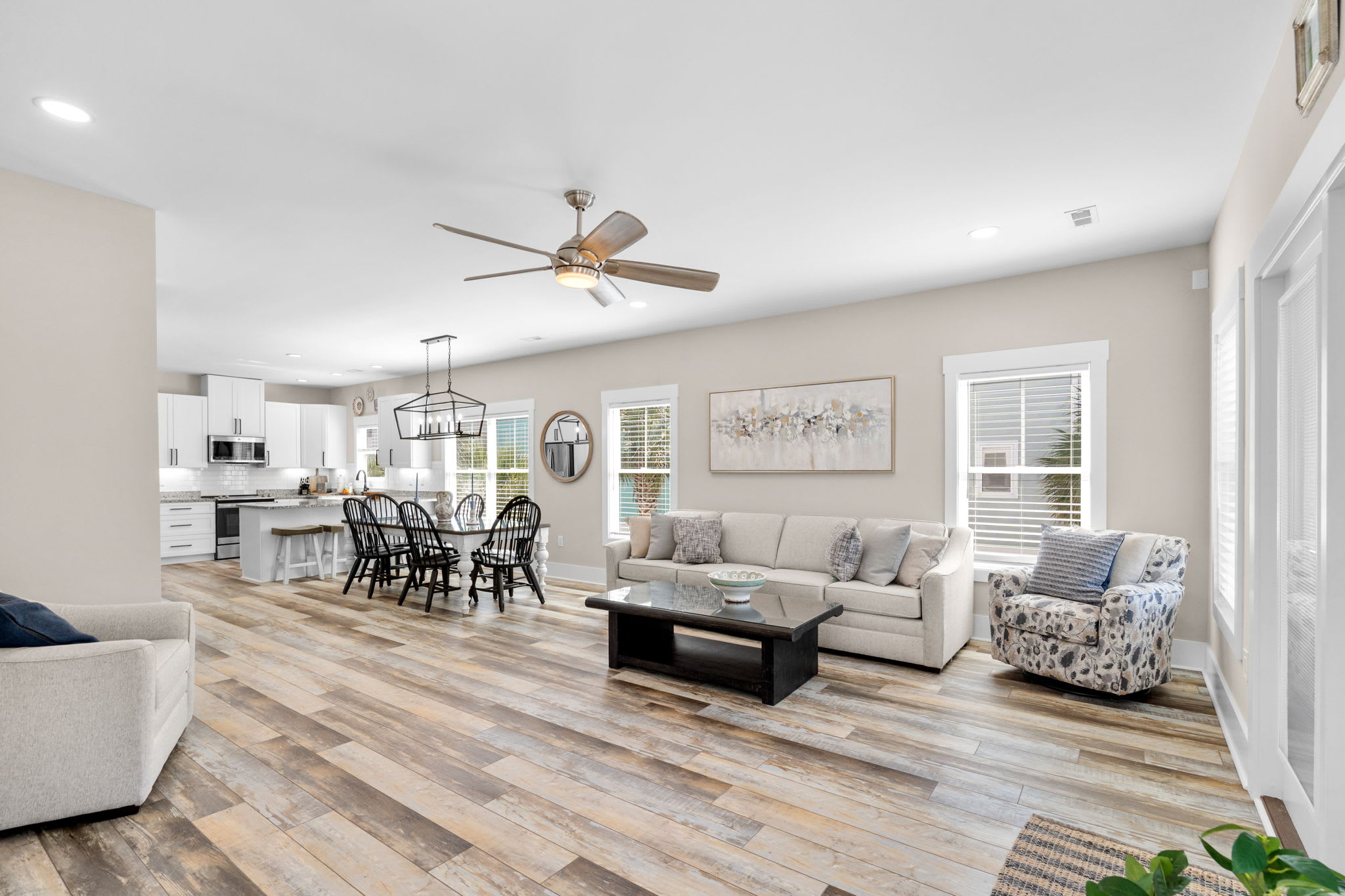 Annas Paradise Beach House With Pool | Photo 7