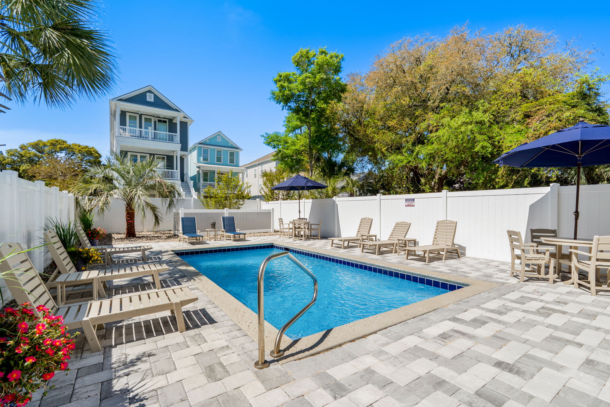 Annas Paradise Beach House With Pool | Photo 43