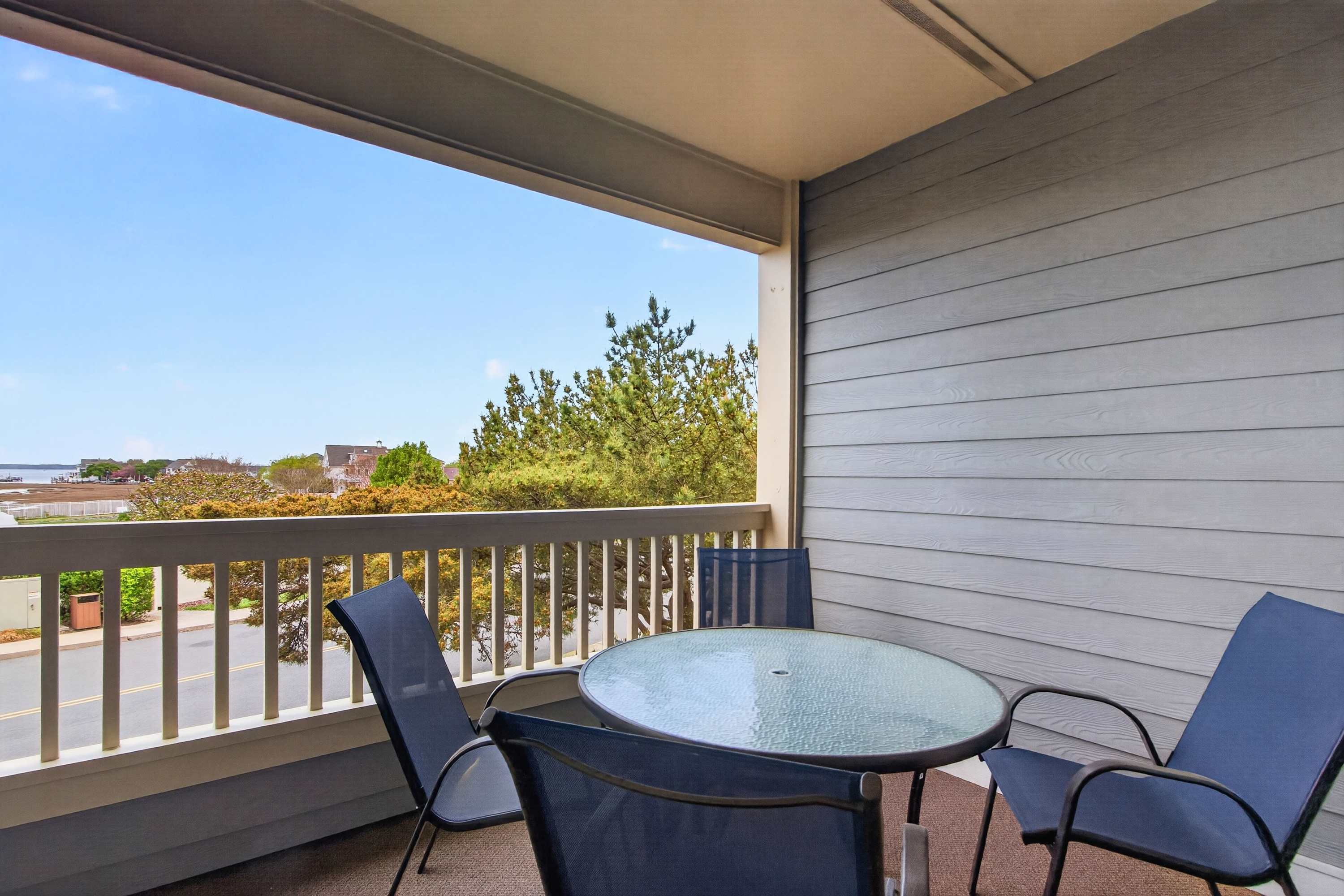 Bay Watch 1 203A, Outdoor Pool, Beautiful Condo