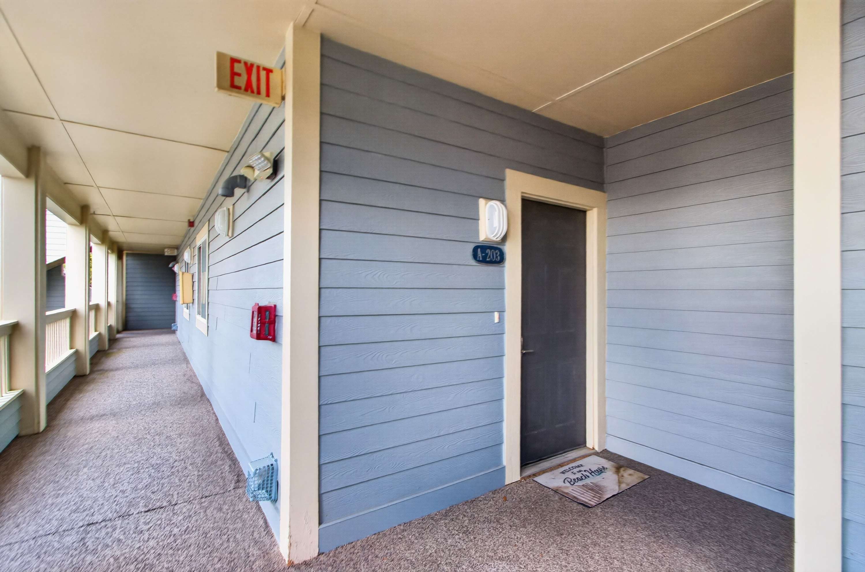 Bay Watch 1 203A, Outdoor Pool, Beautiful Condo