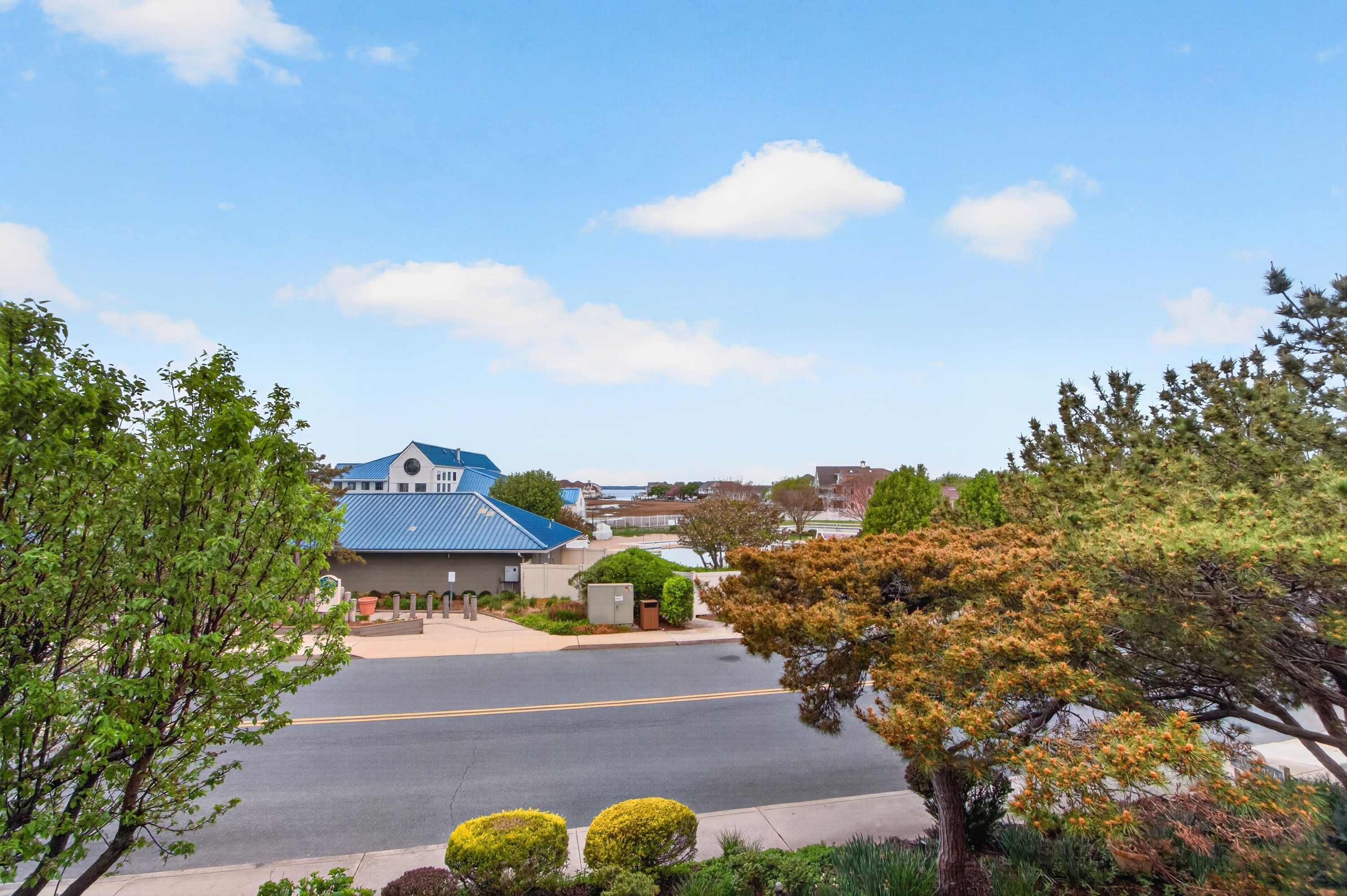 Bay Watch 1 203A, Outdoor Pool, Beautiful Condo