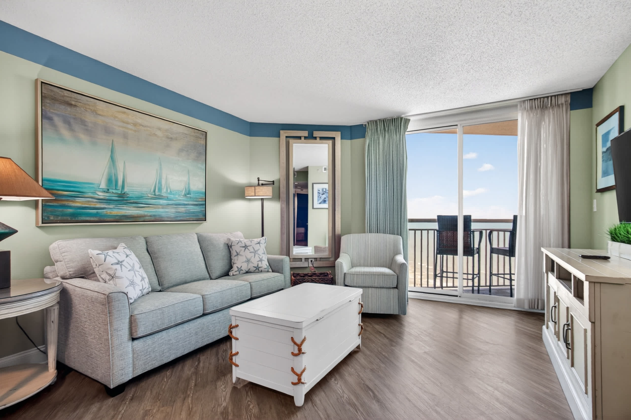 Featured Property Sandy Beach Resort 1705 Oceanfront Views