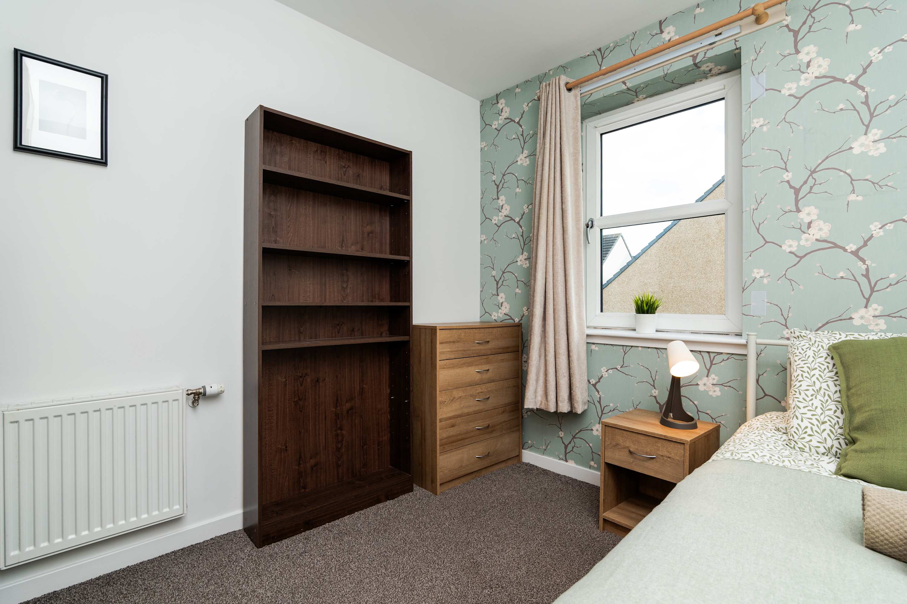 Aberdeen Spacious House- 3 BR-Free Parking & Wi-Fi in Calender Place 19 AB24 2SN - Property image 7 - VivreStays