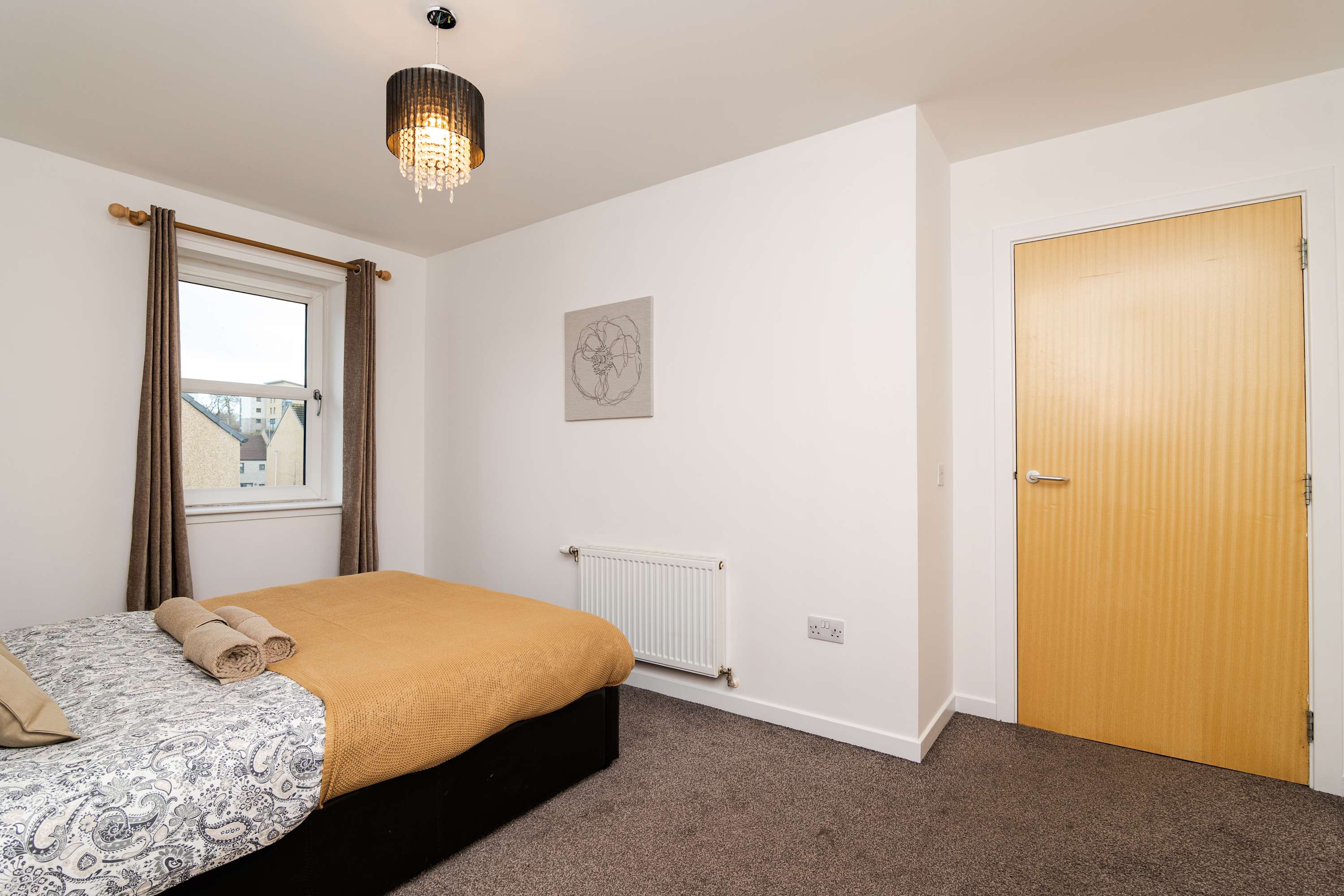 Aberdeen Spacious House- 3 BR-Free Parking & Wi-Fi in Calender Place 19 AB24 2SN - Property image 16 - VivreStays