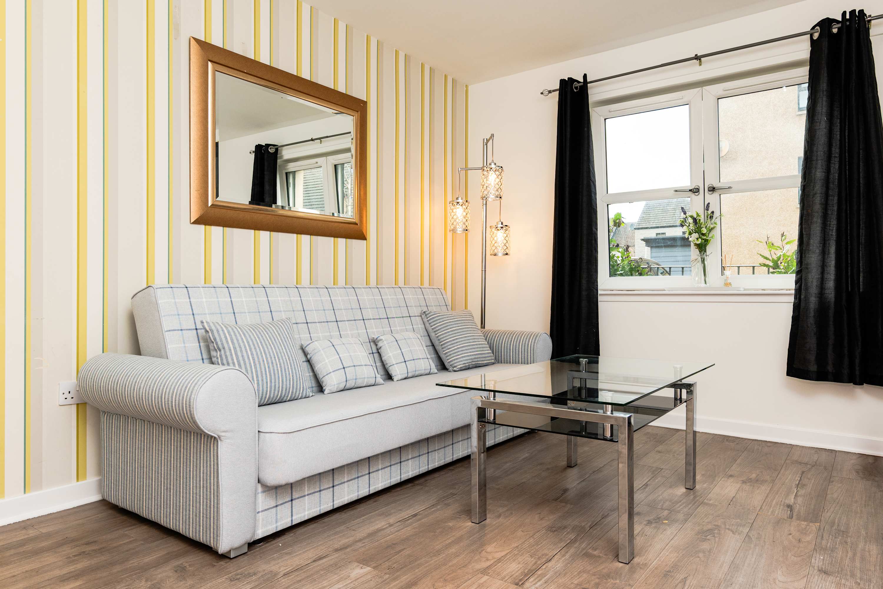 Aberdeen Spacious House- 3 BR-Free Parking & Wi-Fi in Calender Place 19 AB24 2SN - Property image 24 - VivreStays