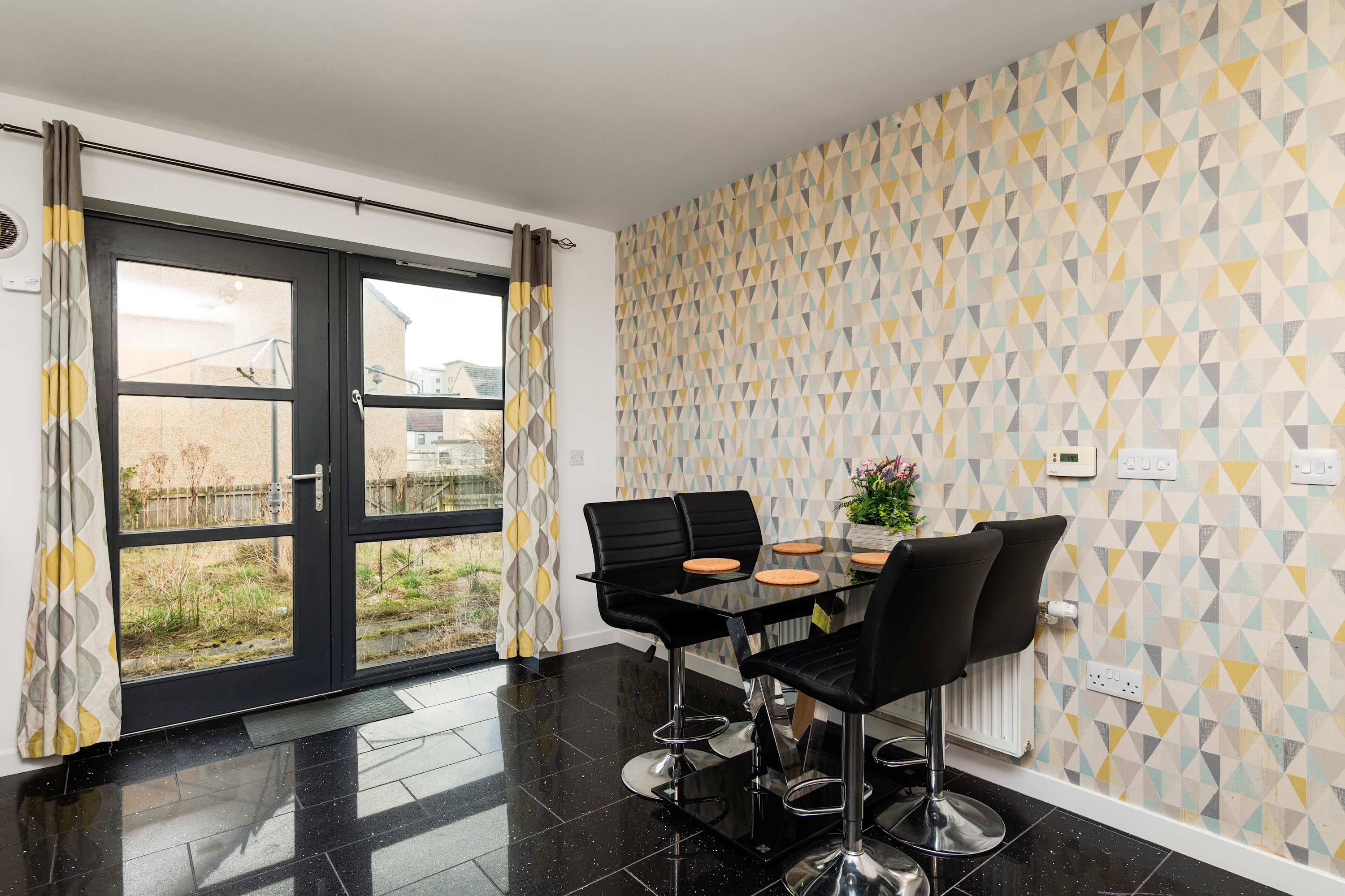 Aberdeen Spacious House- 3 BR-Free Parking & Wi-Fi in Calender Place 19 AB24 2SN - Property image 29 - VivreStays