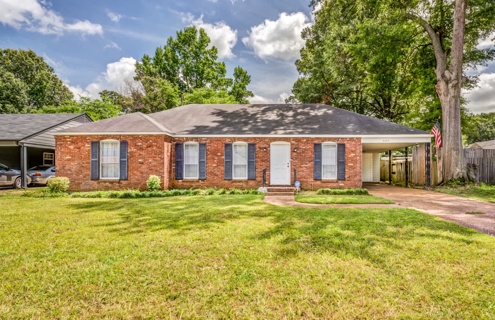 Fenced Yard, Centrally Located-parkway Village Pad - Memphis