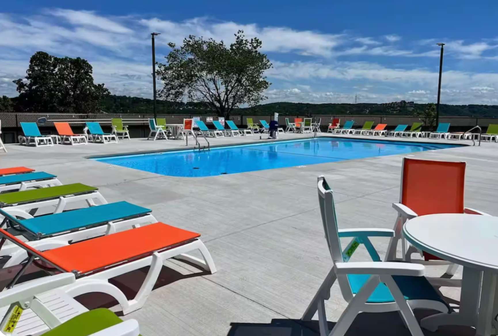 Stunning views, pool, Spacious, comfortable studio