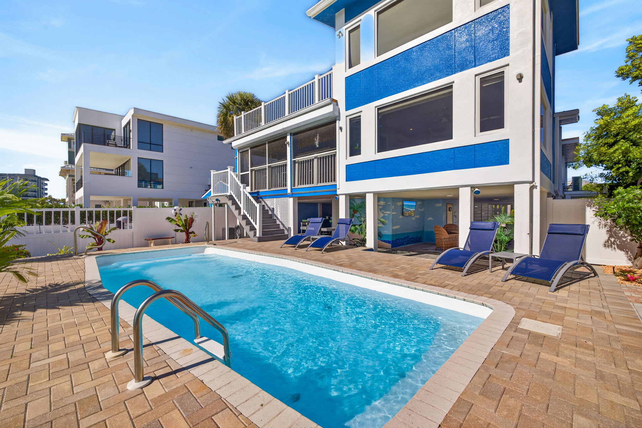 Blue Bay View Canal Front Heated Pool