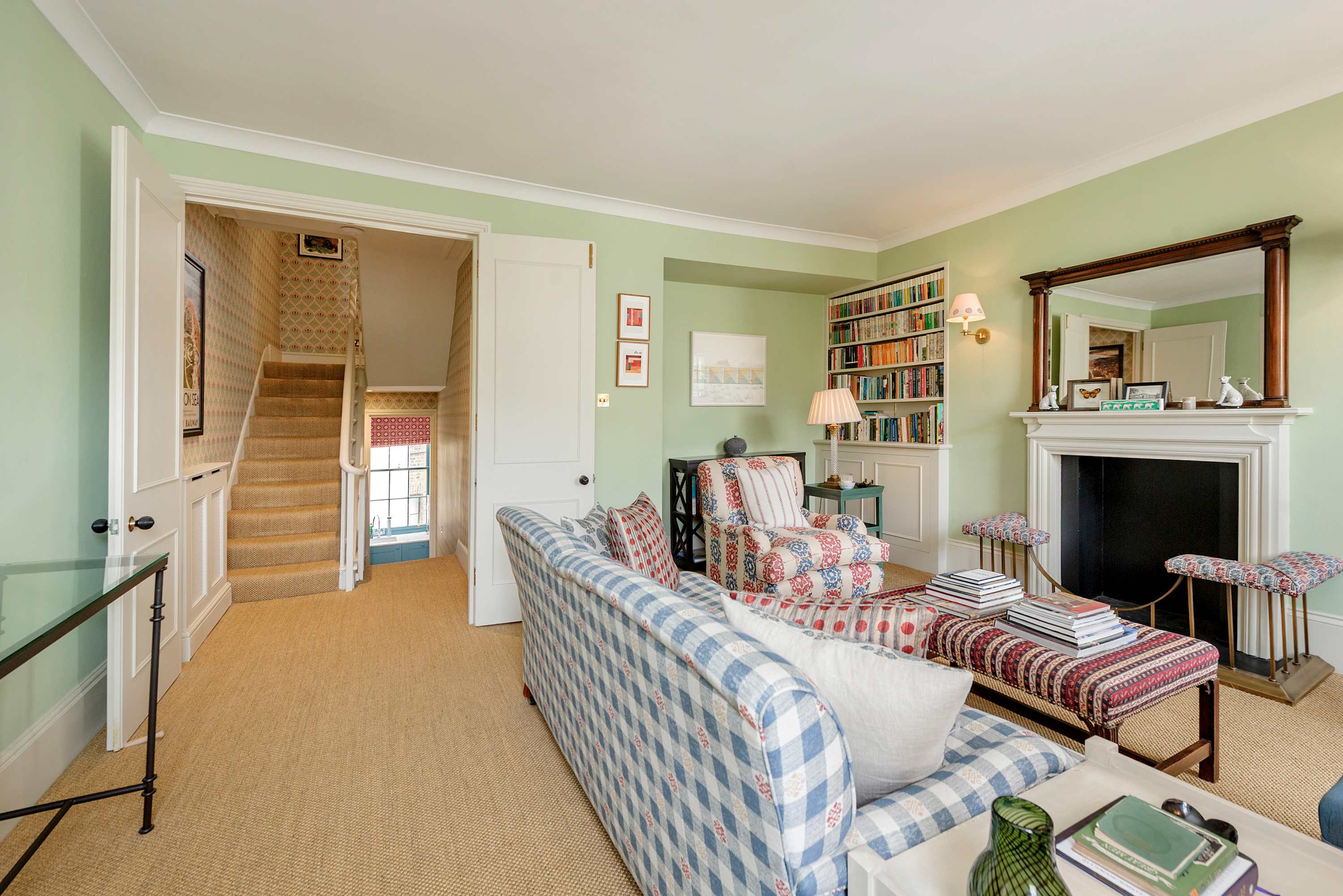 View Gorgeous 3 bedroom flat - Pimlico in Cumberland Street 7 SW1V 4LS Gorgeous 3 bedroom flat - Pimlico in Cumberland Street 7 SW1V 4LS - Property image 10 - VivreStays