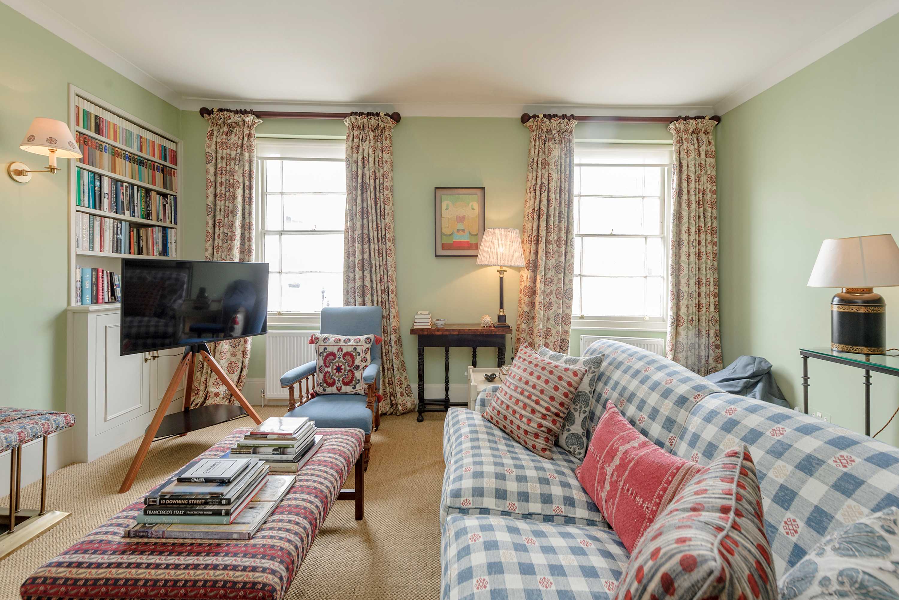 View Gorgeous 3 bedroom flat - Pimlico in Cumberland Street 7 SW1V 4LS Gorgeous 3 bedroom flat - Pimlico in Cumberland Street 7 SW1V 4LS - Property image 9 - VivreStays